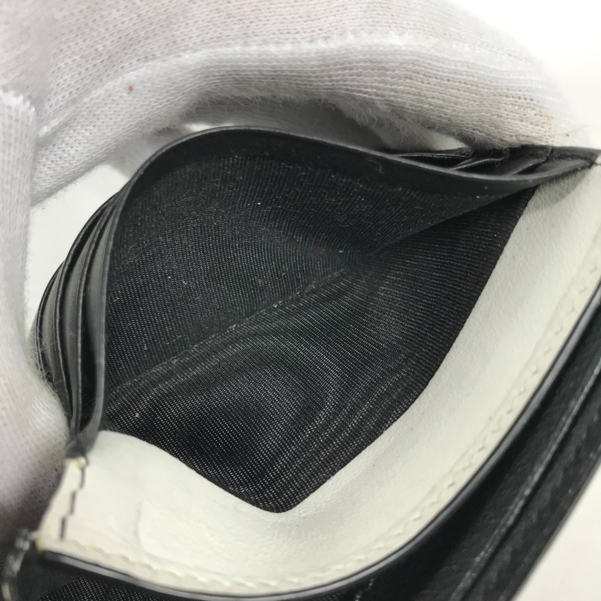 Fendi Black White Leather Bill Wallet (Bi-Fold) (Pre-Owned)