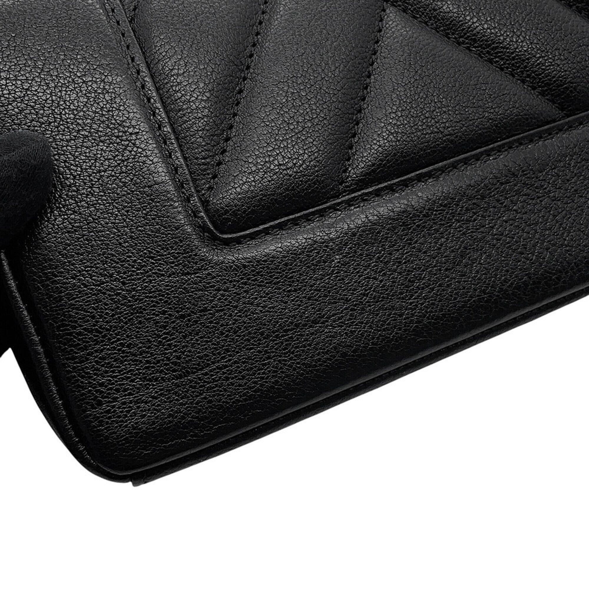 Chanel Black Leather Handbag Shoulder Bag (Pre-Owned)