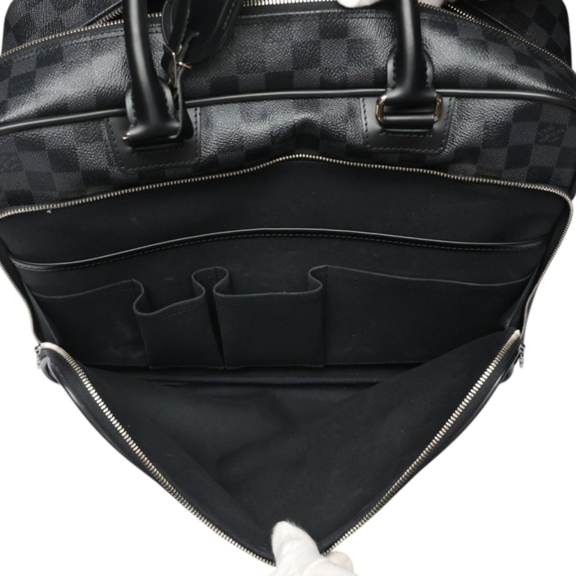 Louis Vuitton Gray Damier Graphite Canvas Shoulder Bag (Pre-Owned)