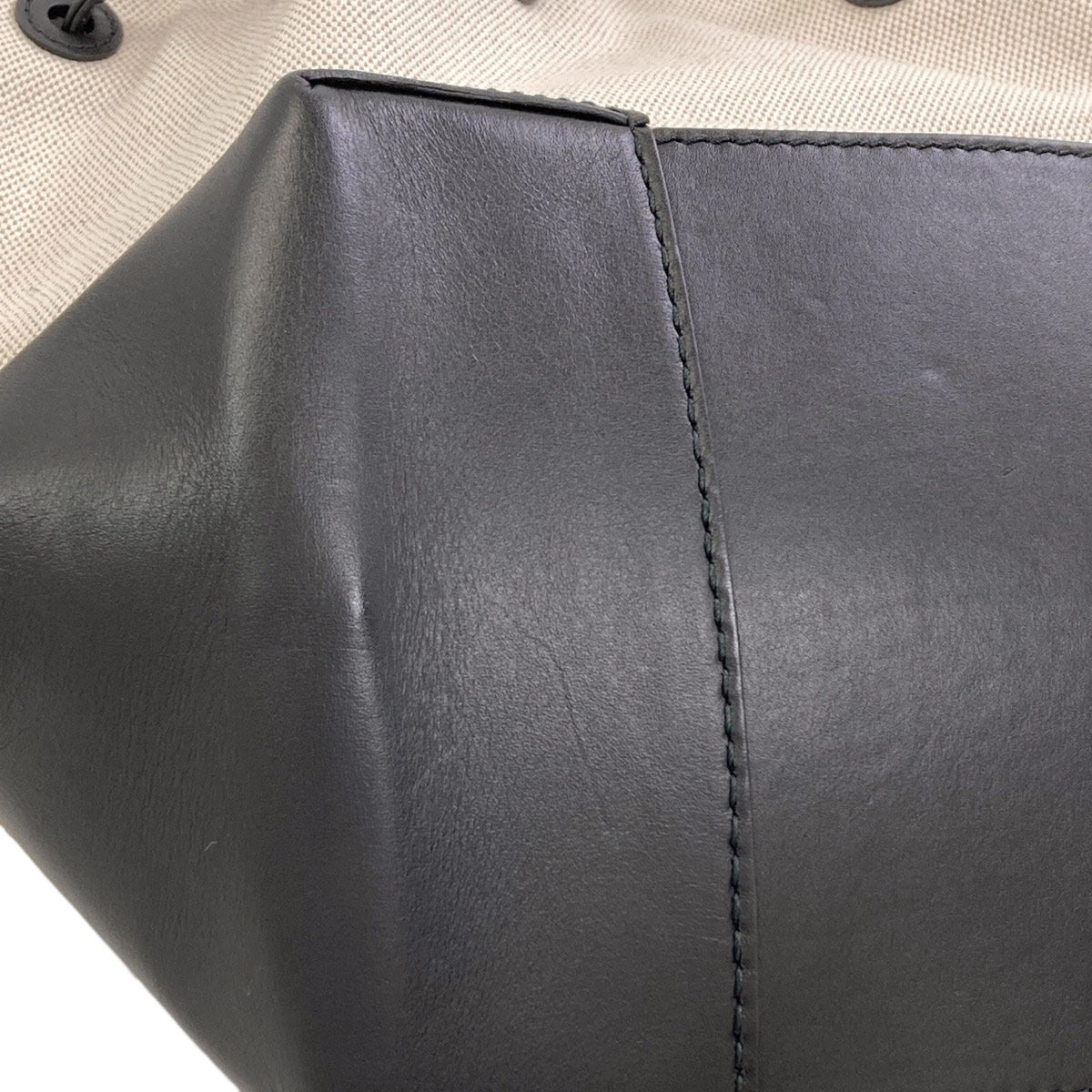 Balenciaga Black Canvas Pouch Shoulder Bag (Pre-Owned)