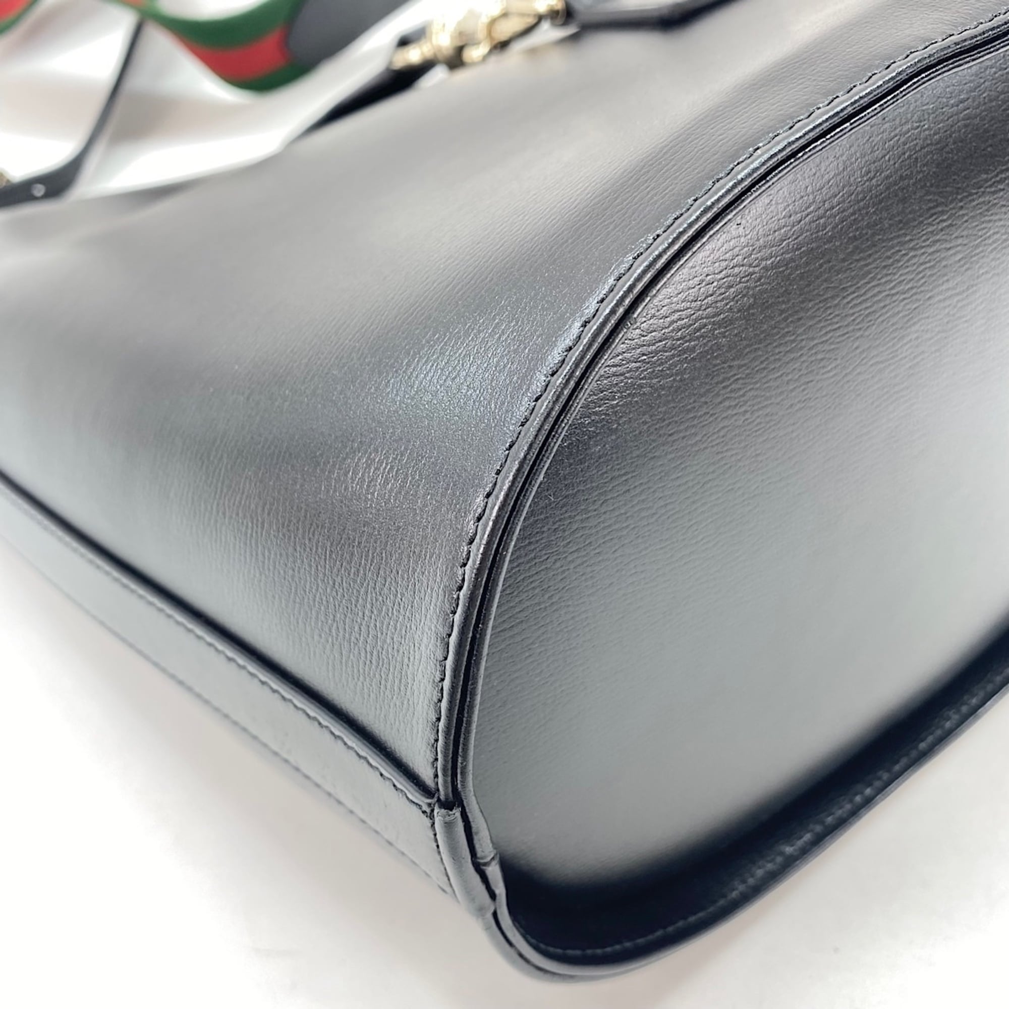 Gucci Jackie Black Shoulder Bag (Pre-Owned)