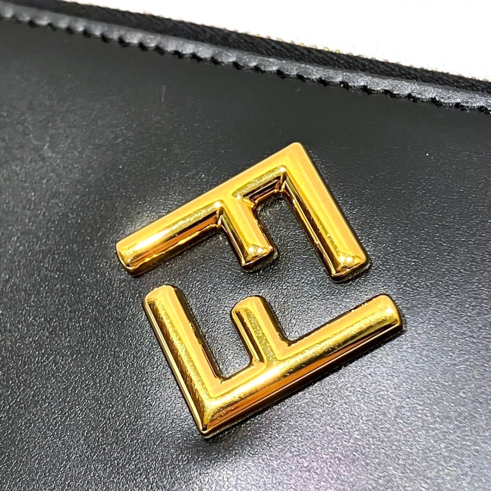 Fendi Black Wallet (Bi-Fold) (Pre-Owned)
