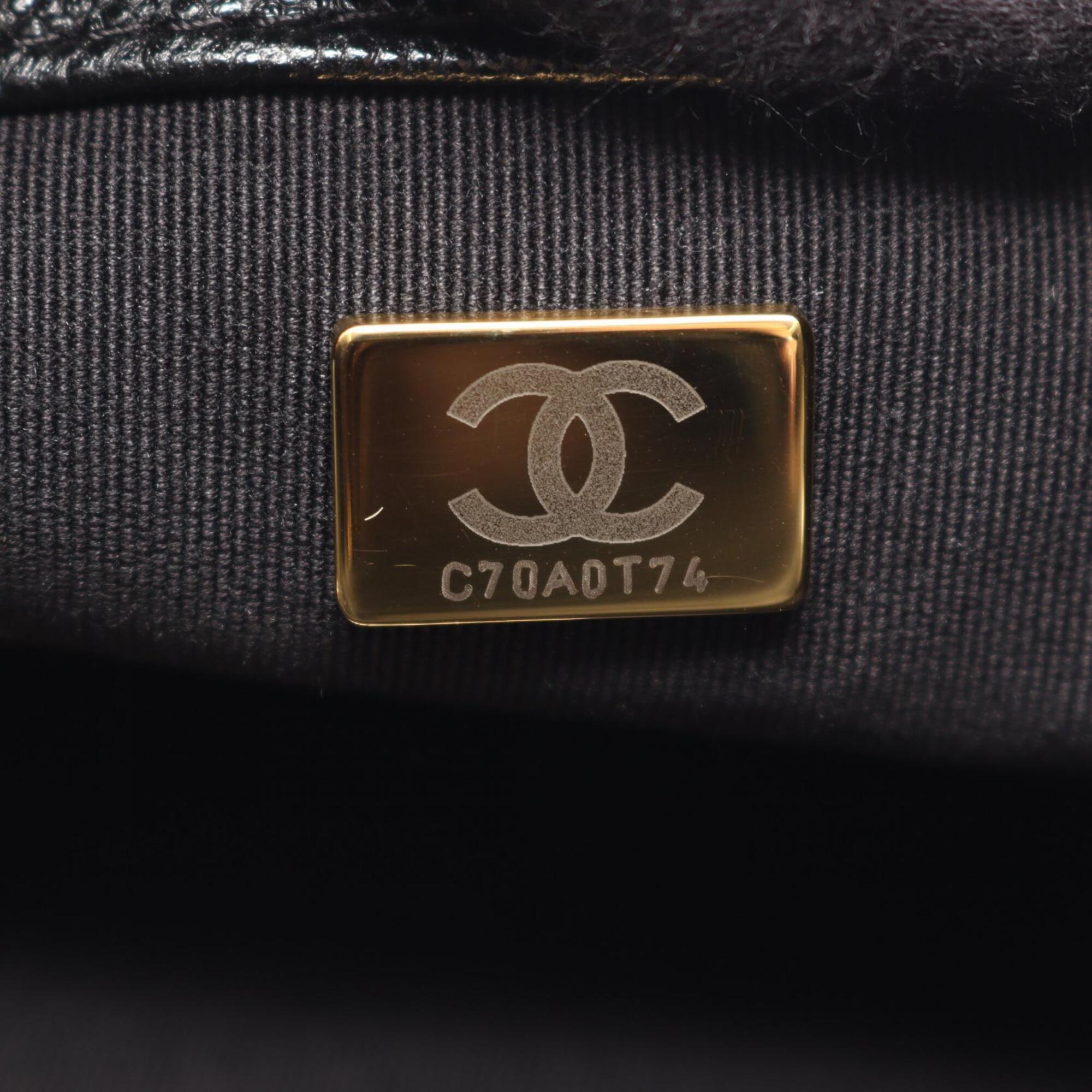 Chanel Black Grained Calfskin Handbag Shoulder Bag (Pre-Owned)