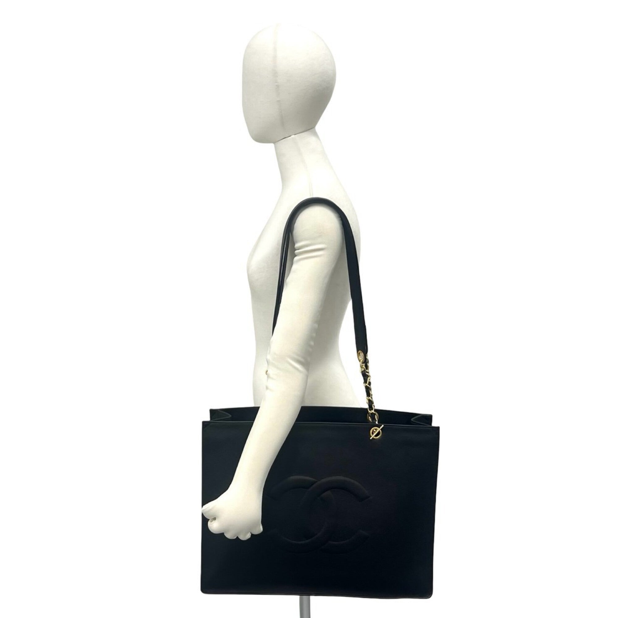 Chanel Black Grained Calfskin Tote Bag (Pre-Owned)