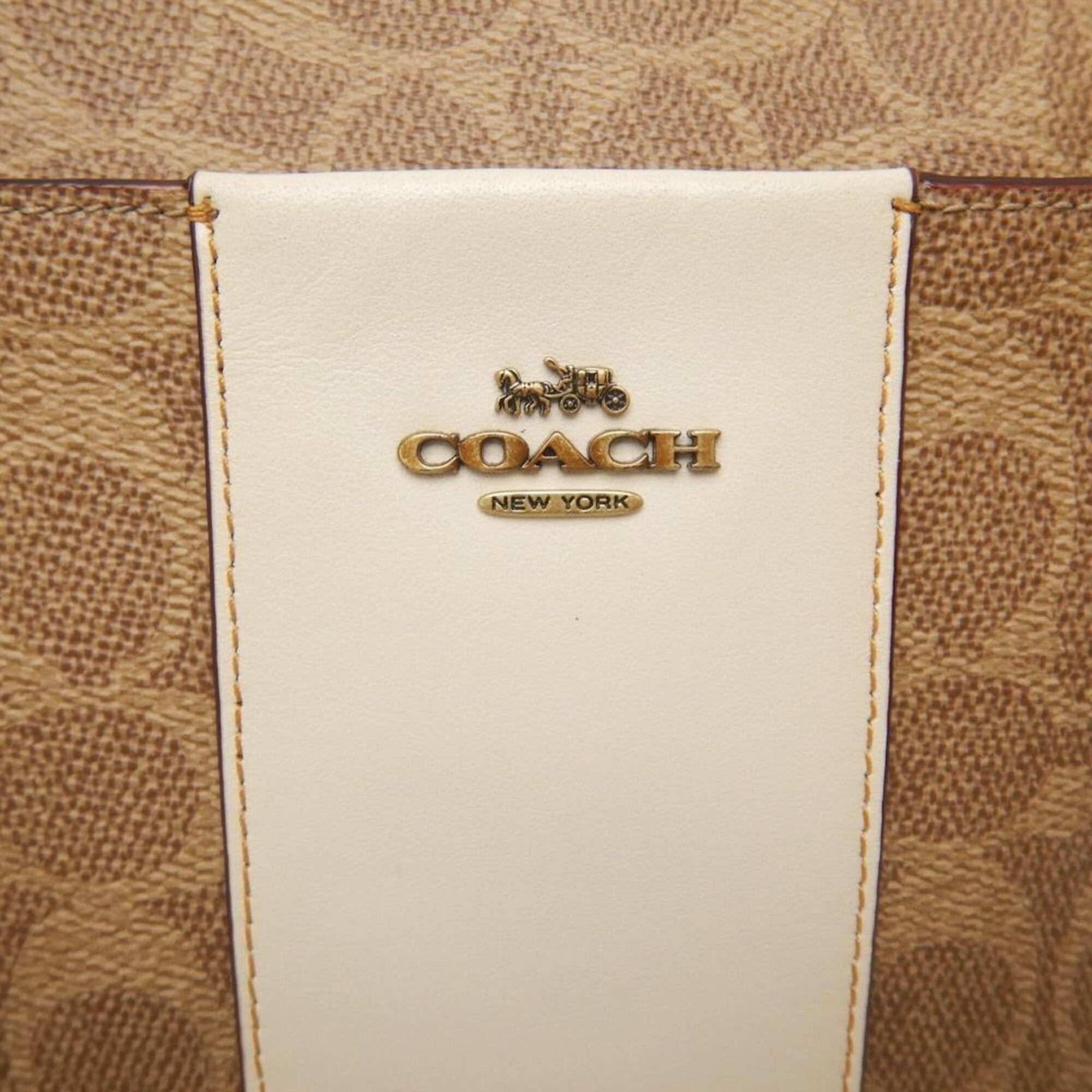 Coach Beige Coated Canvas Shoulder Bag (Pre-Owned)