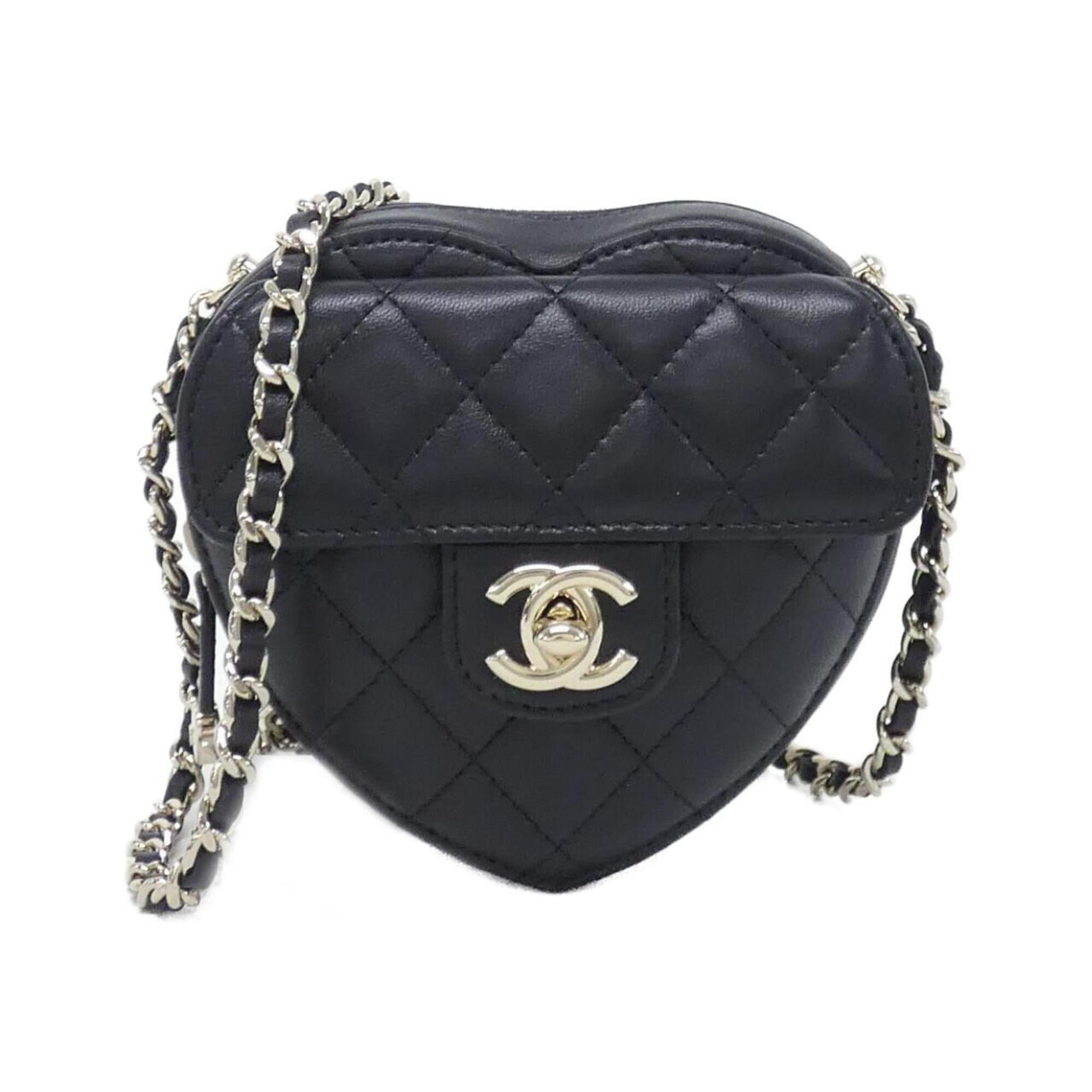 Chanel Black Leather Shoulder Bag (Pre-Owned)