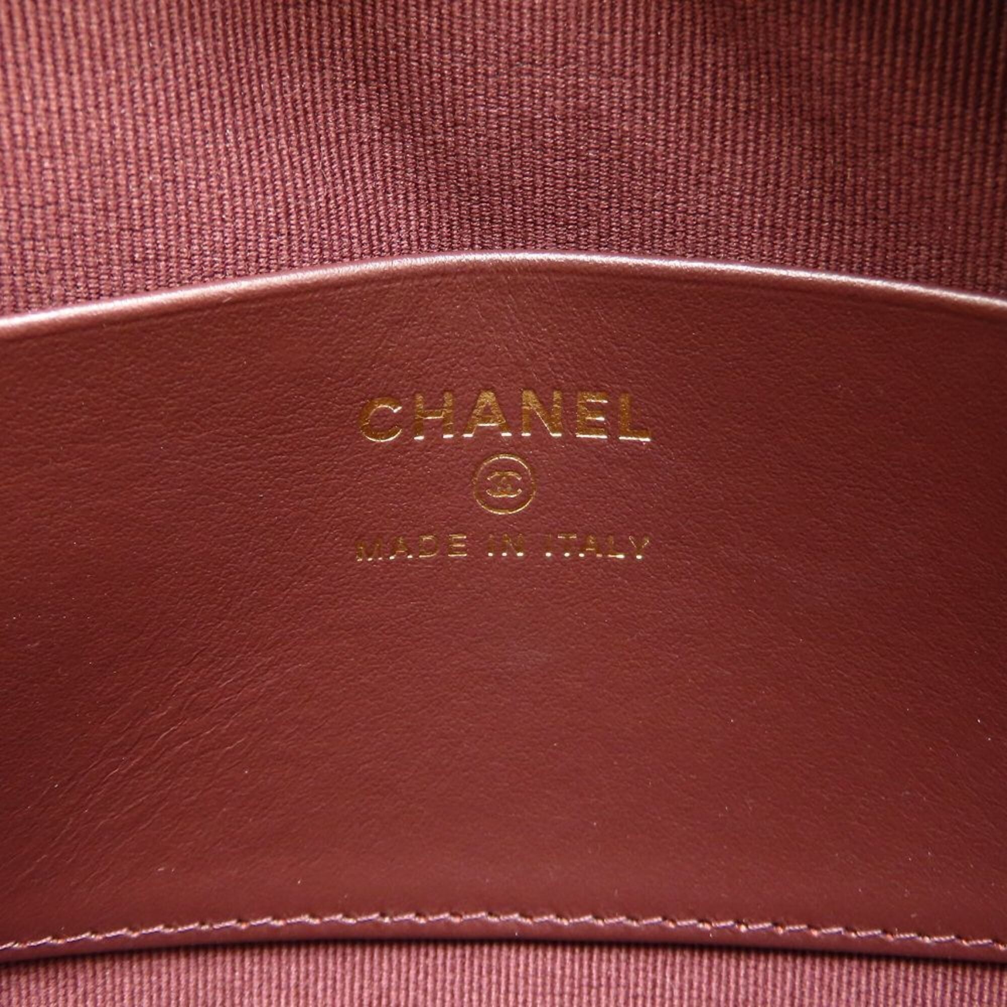Chanel Black Grained Calfskin Shoulder Bag (Pre-Owned)