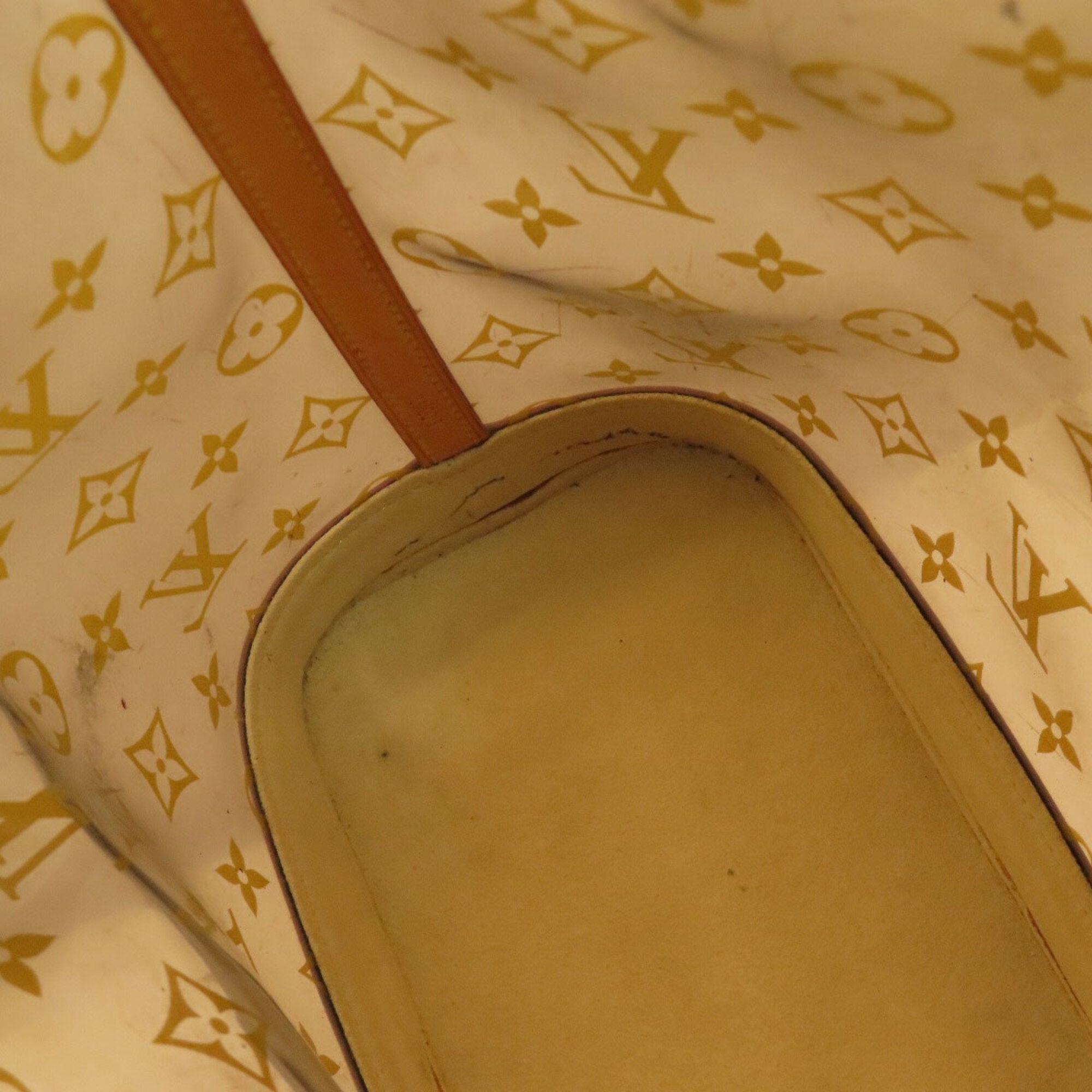 Louis Vuitton Brown Vinyl Tote Bag (Pre-Owned)