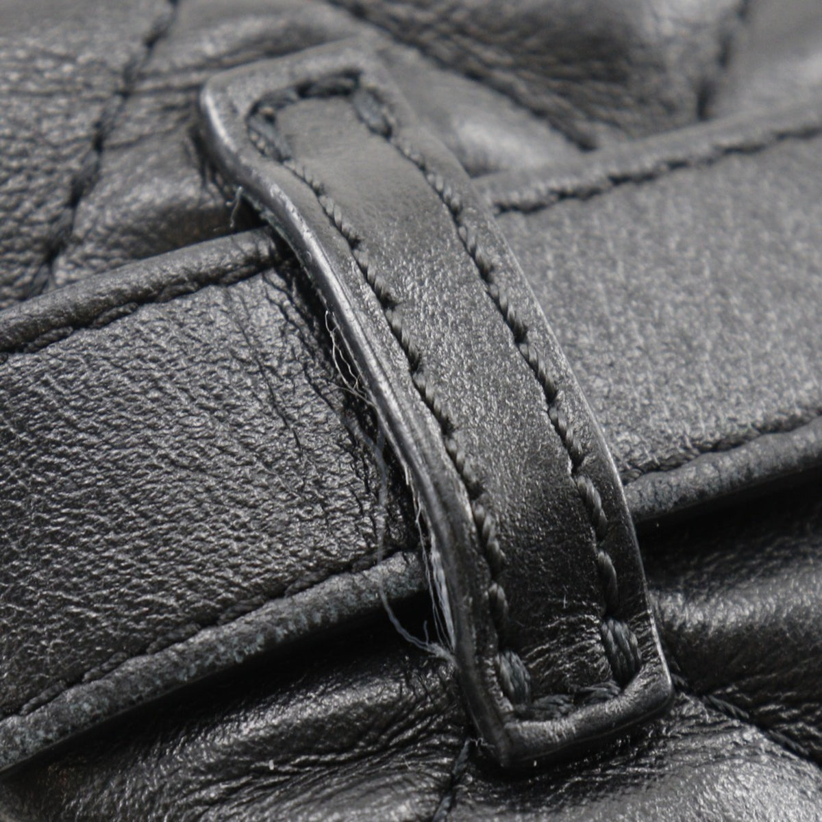 Chanel Black Leather Fanny Pack Sling Bag (Pre-Owned)