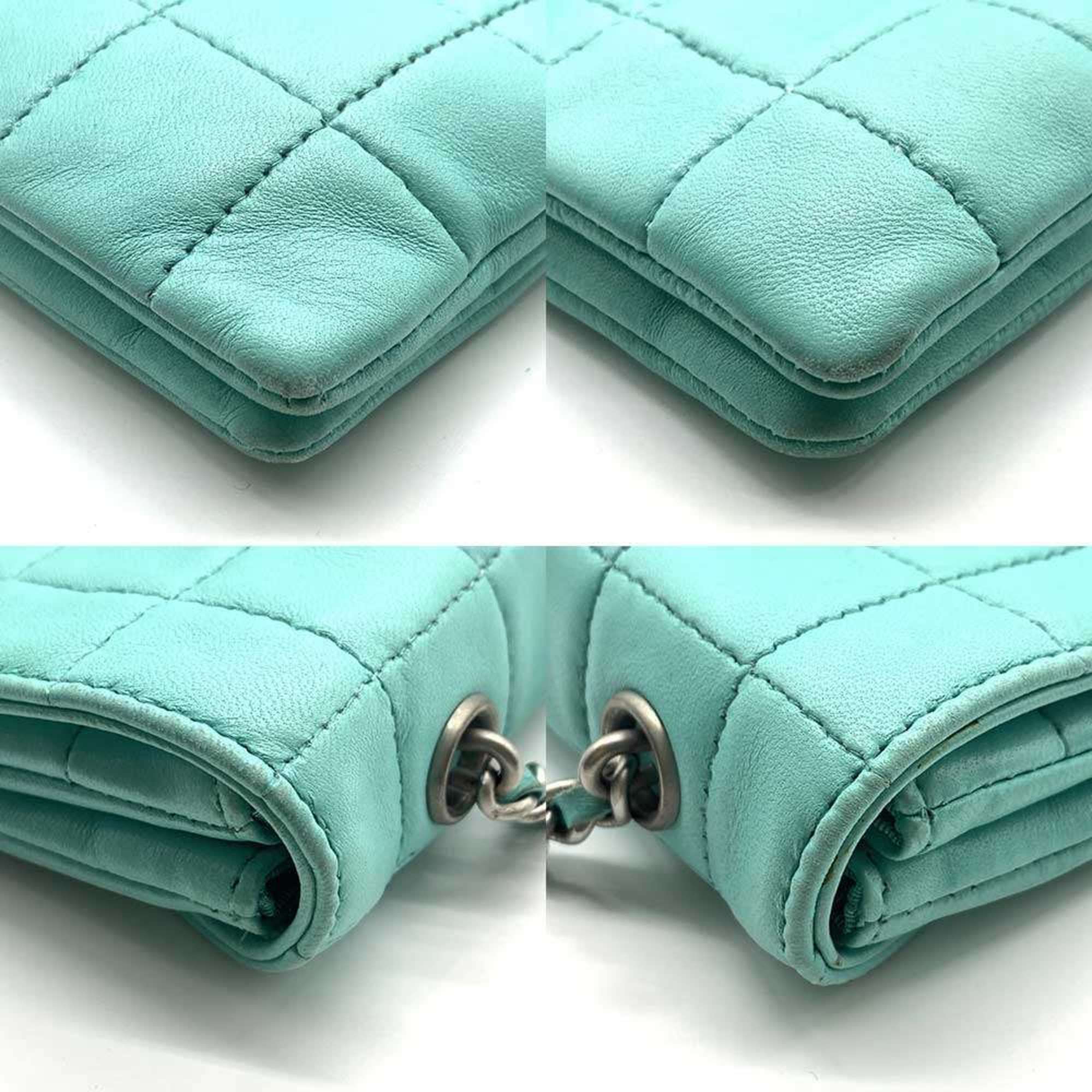 Chanel 2.55 Turquoise Leather Handbag (Pre-Owned)