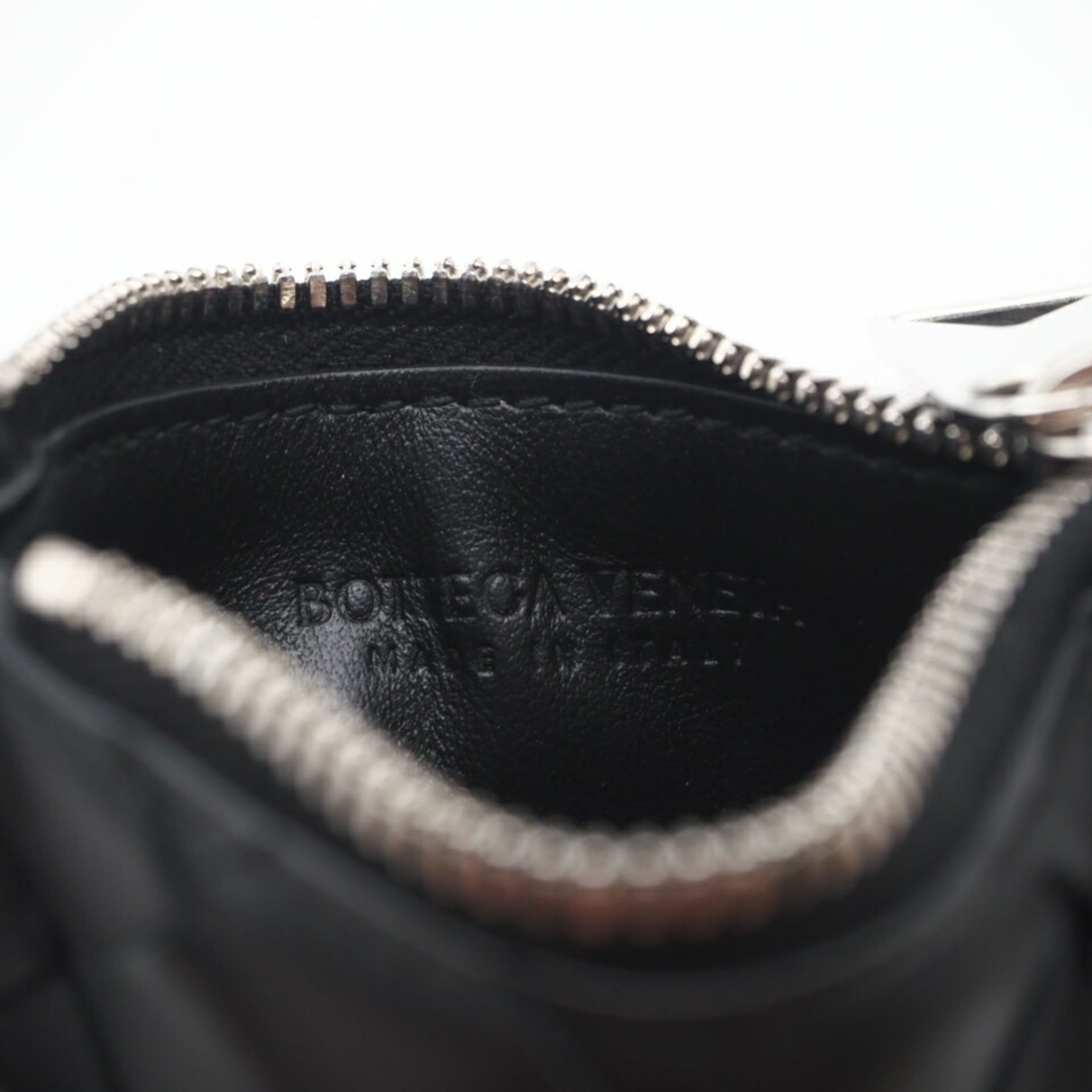 Bottega Veneta Black Leather Coin Purse/Coin Case (Pre-Owned)
