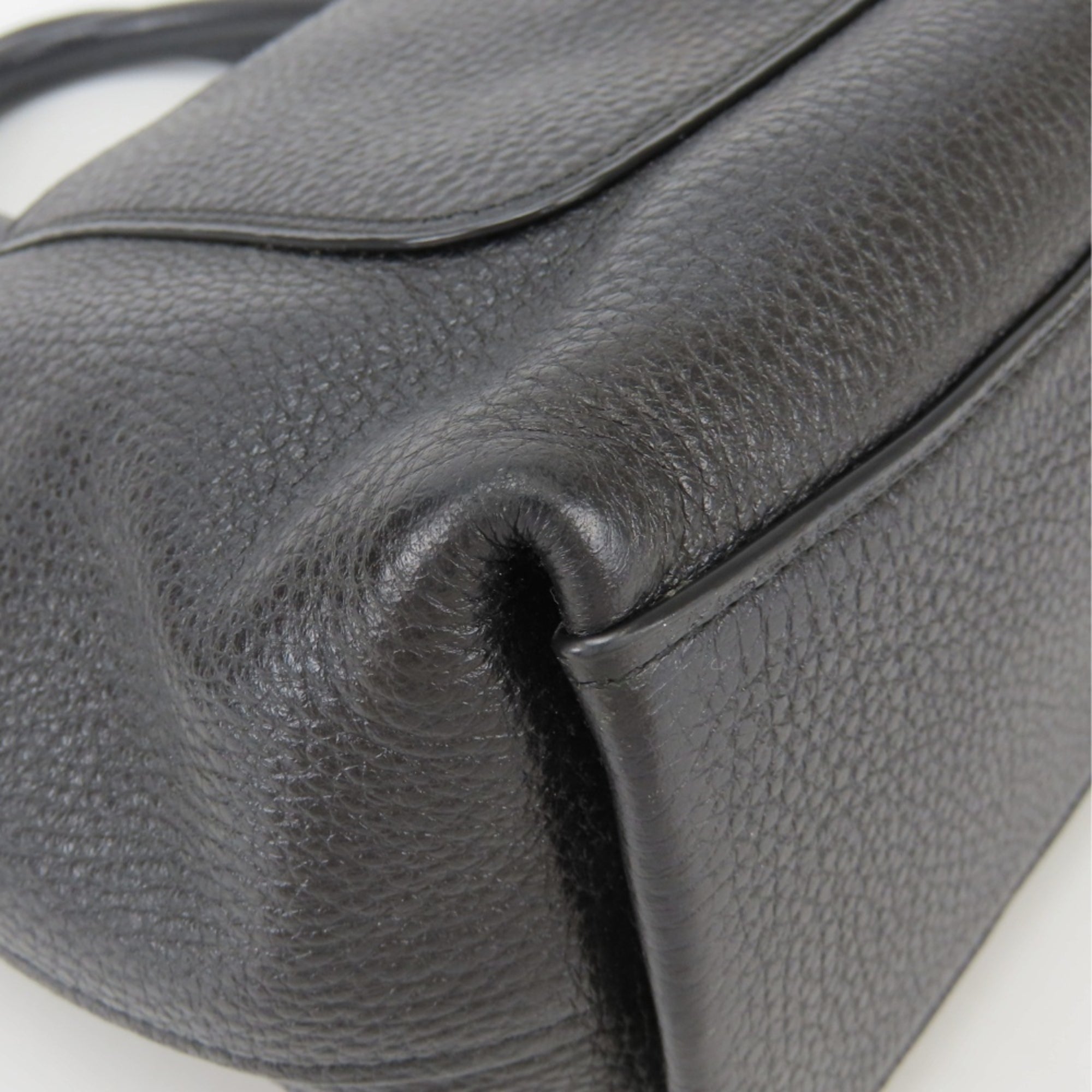 Coach Black Leather Handbag Shoulder Bag (Pre-Owned)