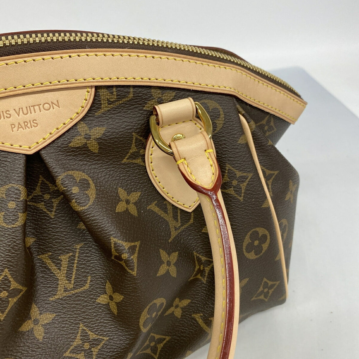 Louis Vuitton Brown Handbag (Pre-Owned)
