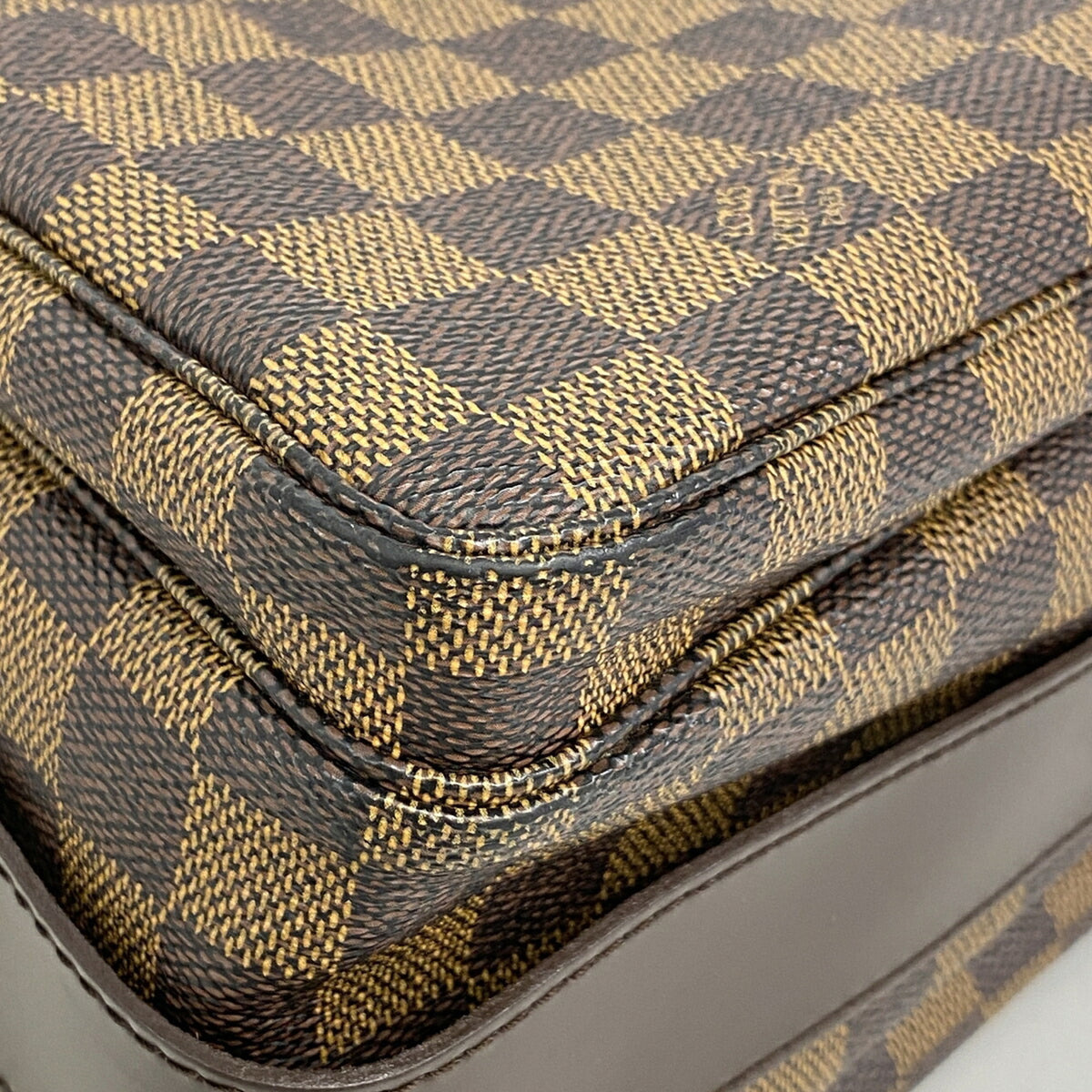 Louis Vuitton Ebene Shoulder Bag (Pre-Owned)