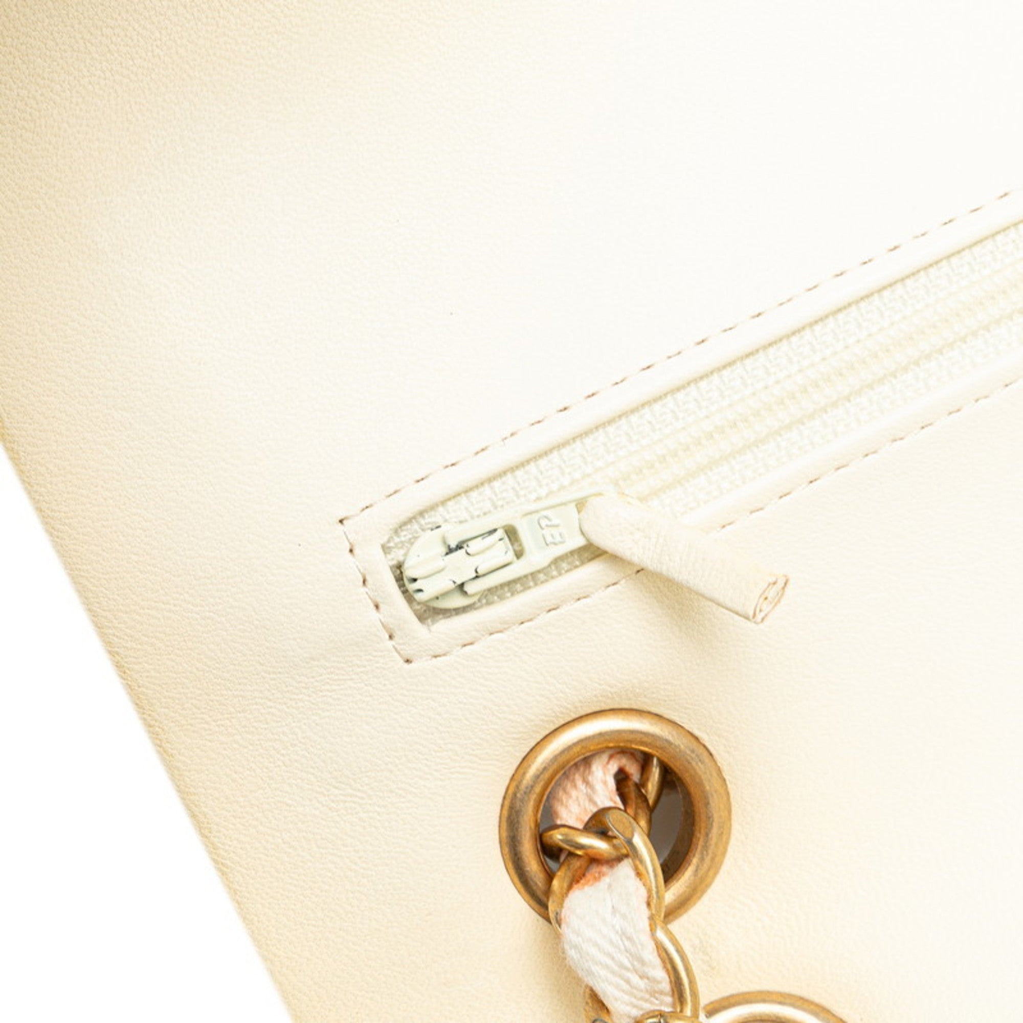 Chanel Matelasse Pink White Cotton Leather Shoulder Bag (Pre-Owned)