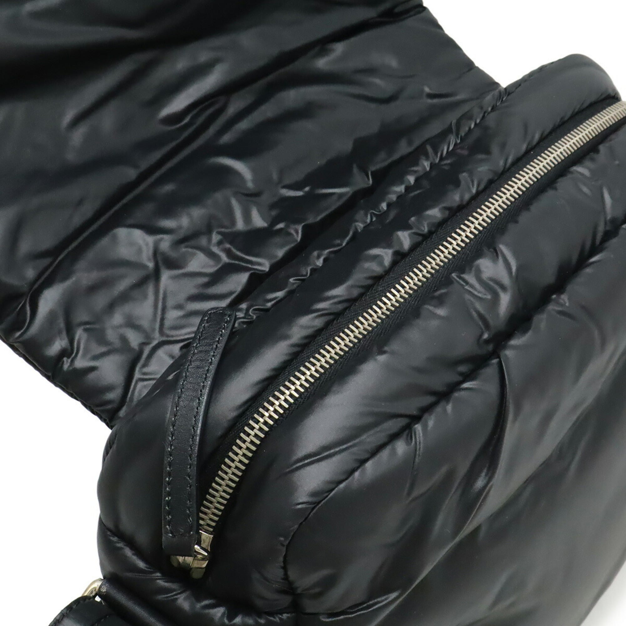 Chanel Black Nylon Leather Messenger Bag Shoulder Bag (Pre-Owned)