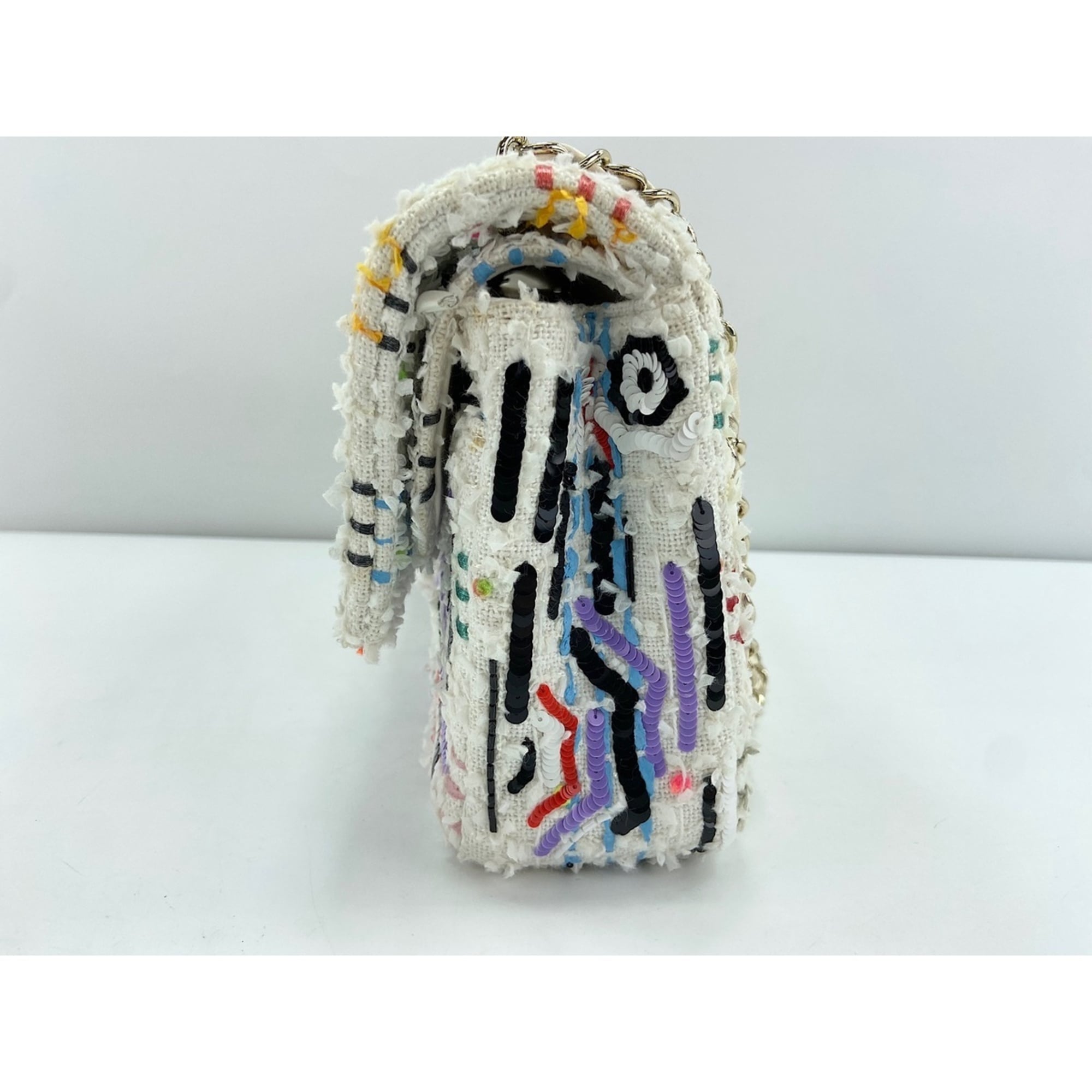 Chanel Multi-Color Shoulder Bag (Pre-Owned)