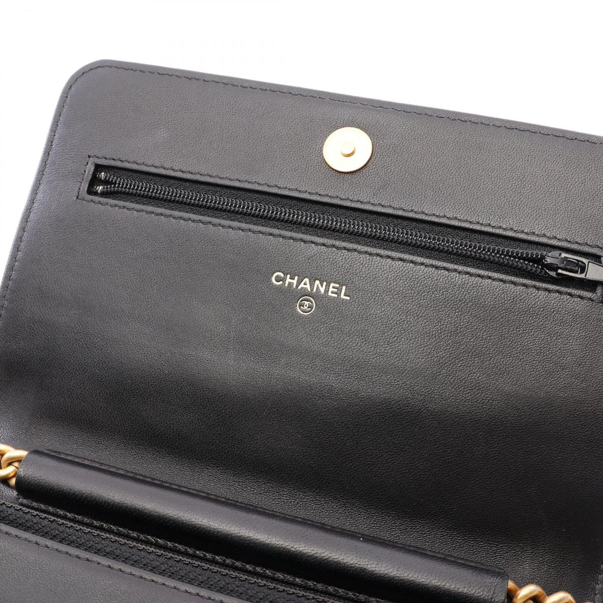 Chanel Black Leather Handbag Shoulder Bag (Pre-Owned)