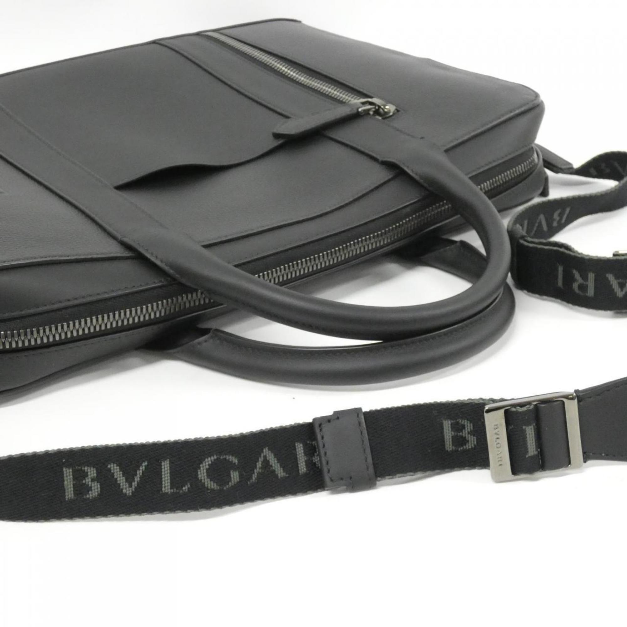 Bvlgari Black Leather Handbag (Pre-Owned)