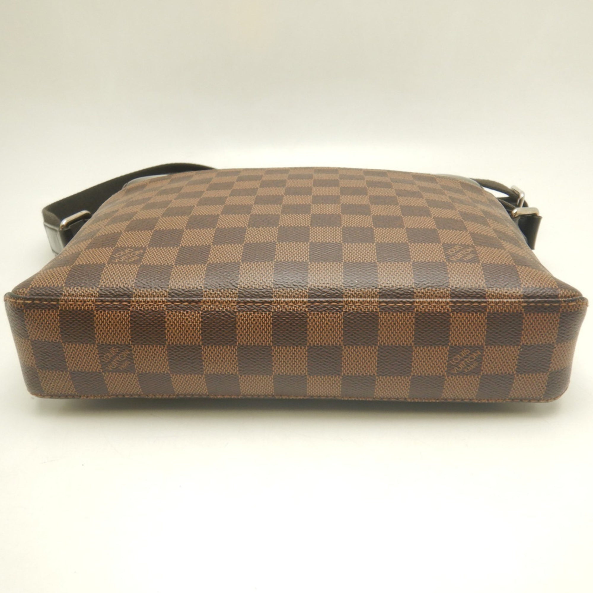 Louis Vuitton Brown Ebene Damier Canvas Shoulder Bag (Pre-Owned)