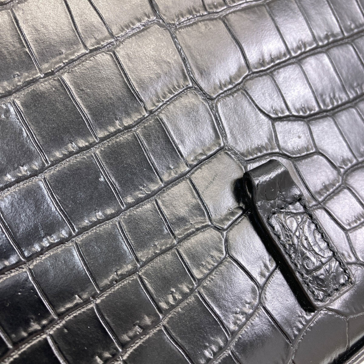 Yves Saint Laurent Black Leather Shoulder Bag (Pre-Owned)