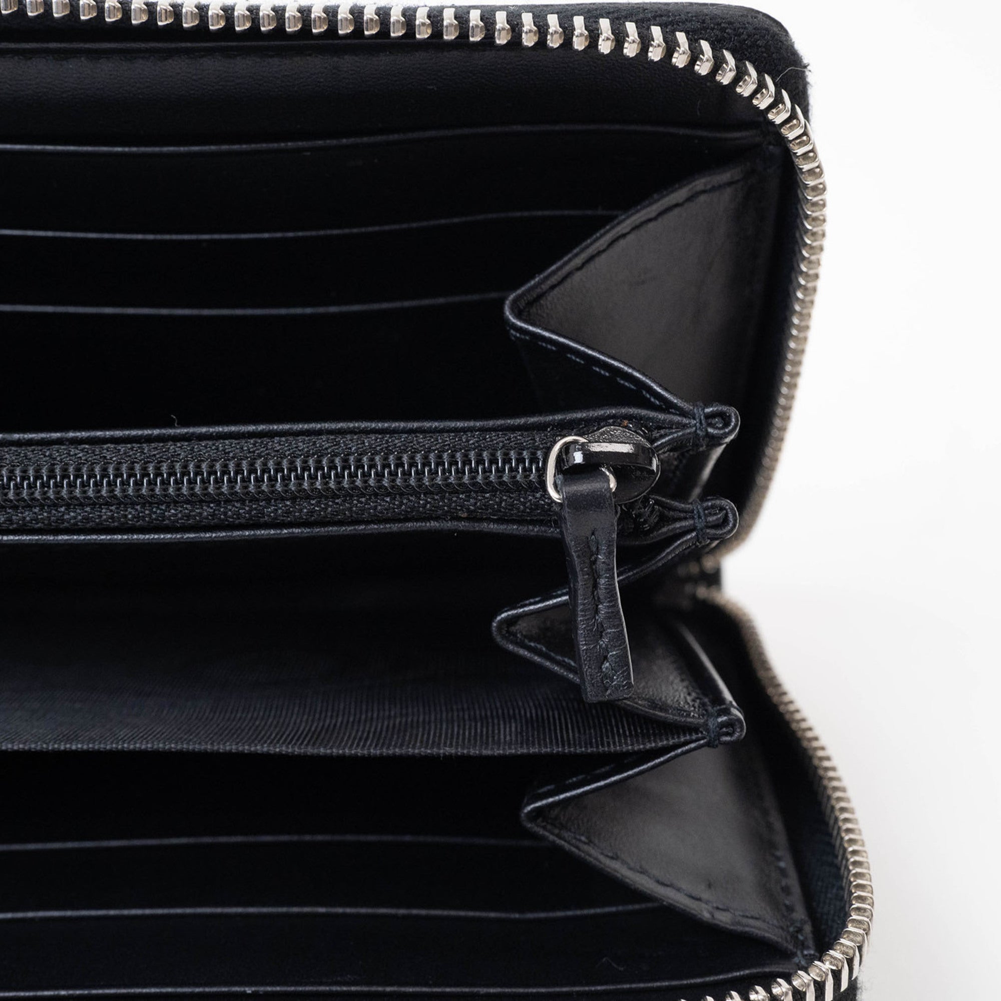 Gucci Black Gg Supreme Leather Long Wallet (Bi-Fold) (Pre-Owned)