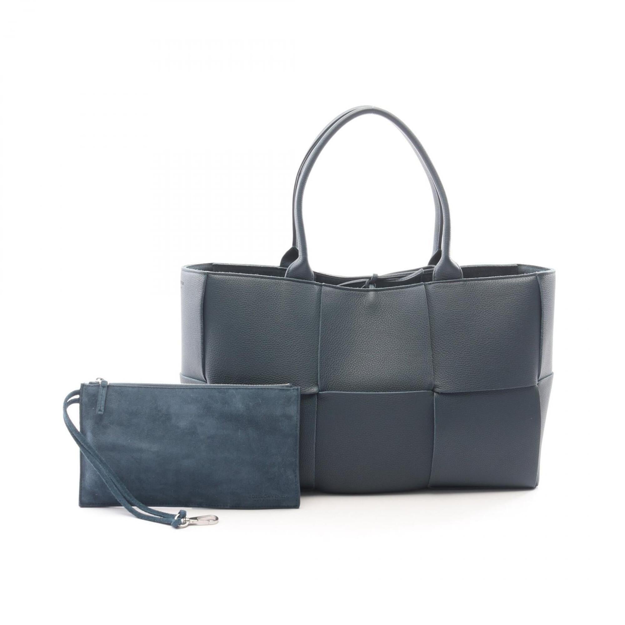 Bottega Veneta Navy Leather Handbag Tote Bag (Pre-Owned)