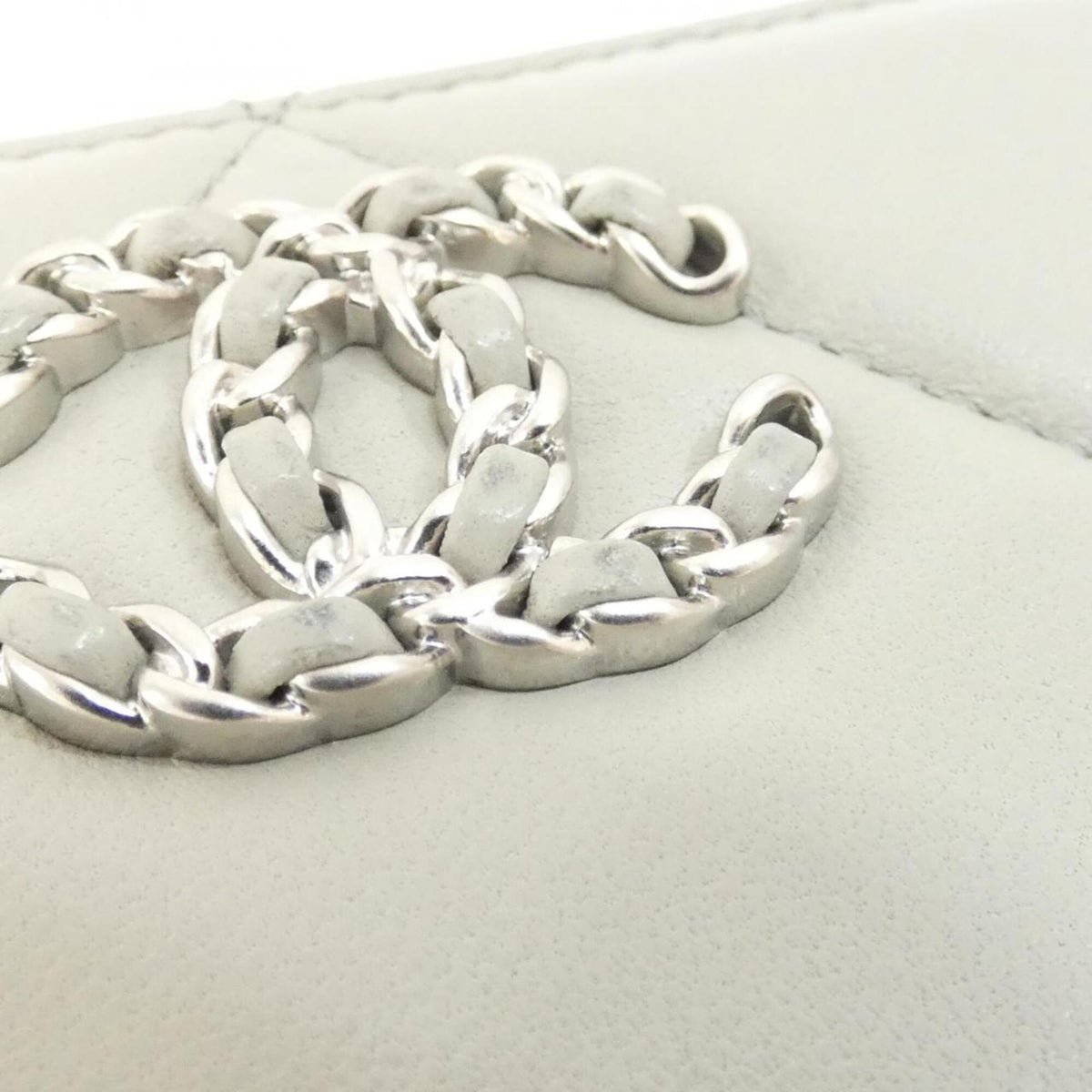 Chanel Gray Leather Coin Purse/Coin Case (Pre-Owned)