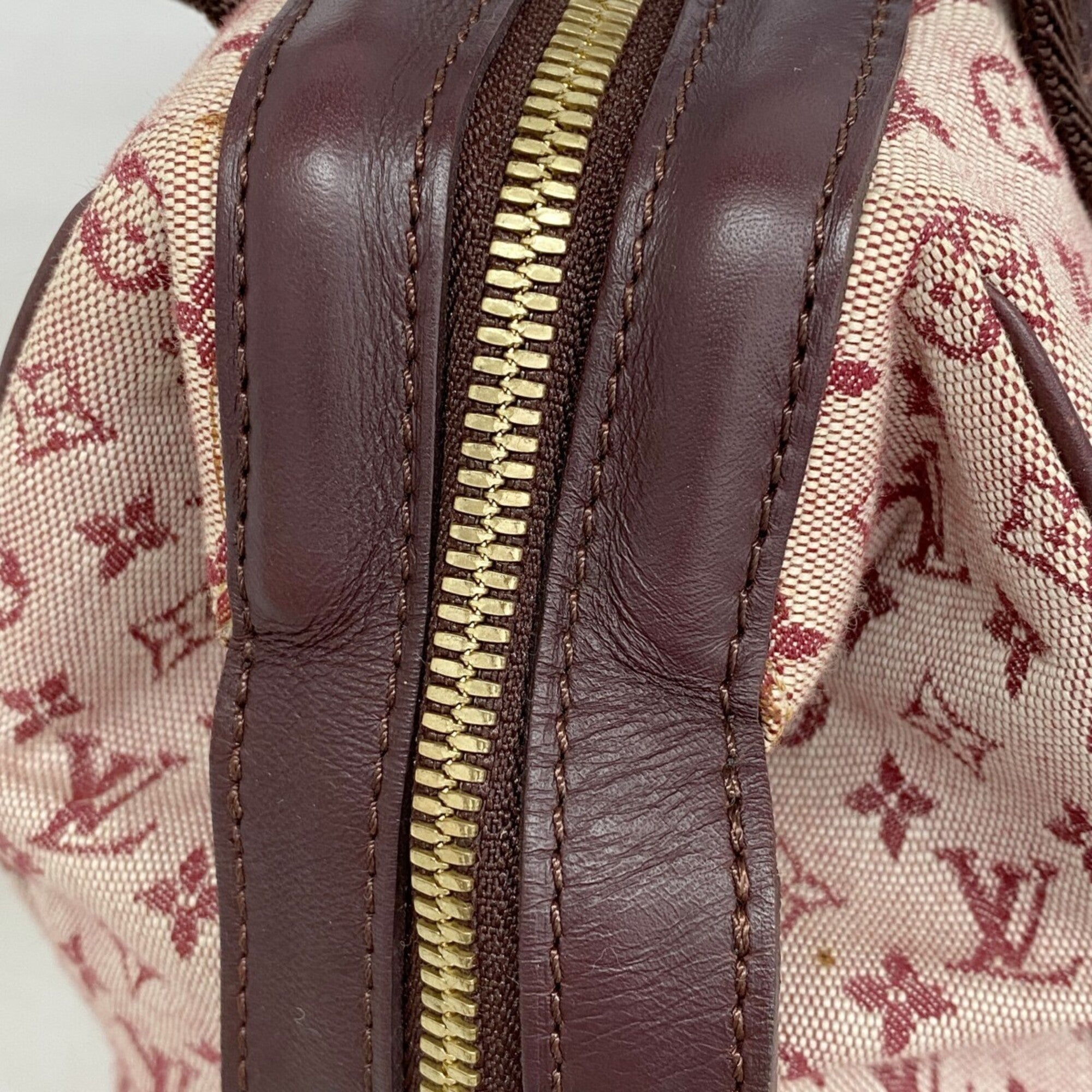 Louis Vuitton Cerise Handbag (Pre-Owned)