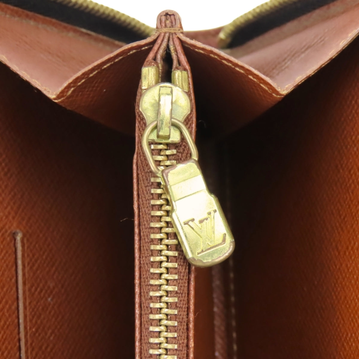 Louis Vuitton Brown Monogram Monogram Long Wallet (Bi-Fold) (Pre-Owned)