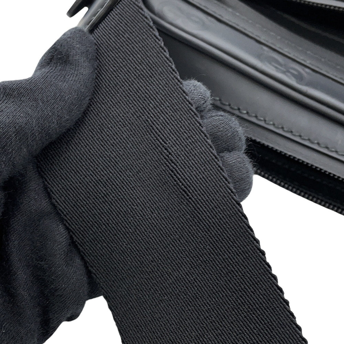 Gucci Black Rubber Canvas Shoulder Bag (Pre-Owned)