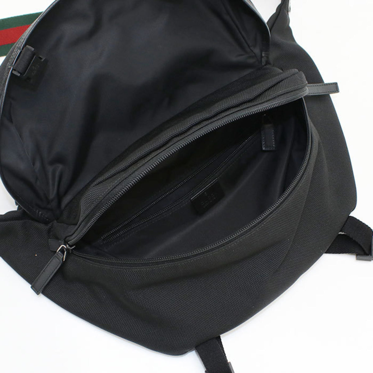 Gucci Black Canvas Shoulder Bag Sling Bag (Pre-Owned)