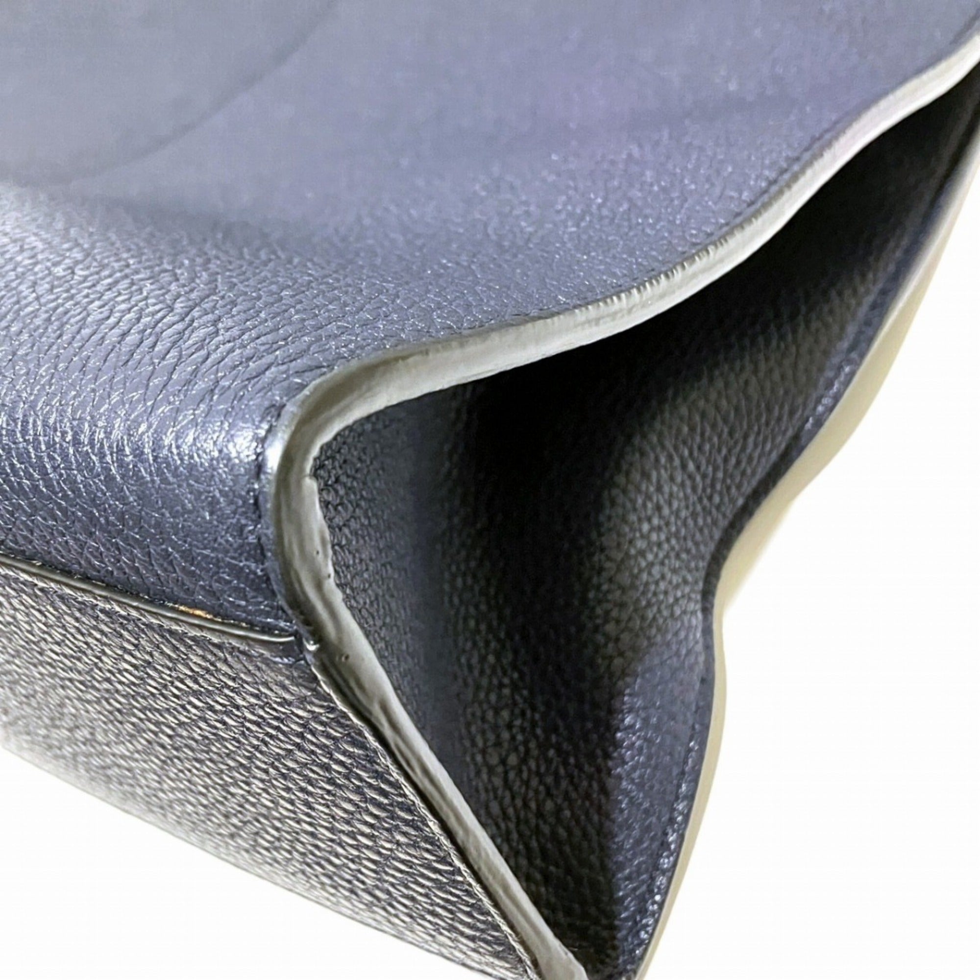 Fendi Peekaboo Navy Leather Shoulder Bag (Pre-Owned)