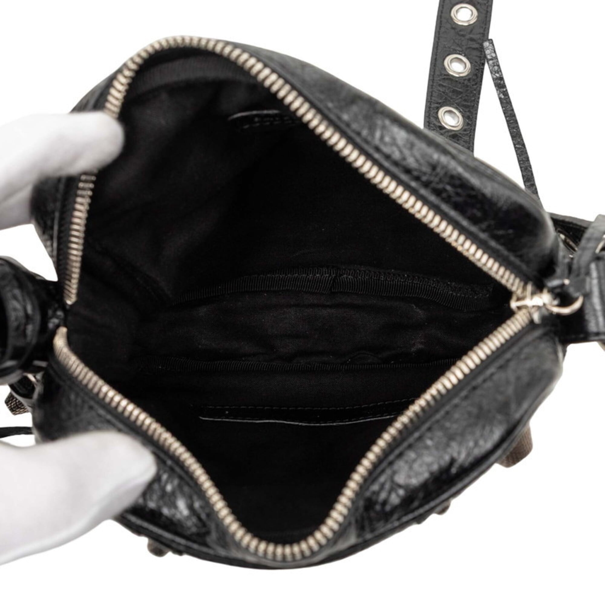 Balenciaga Black Leather Pouch Shoulder Bag (Pre-Owned)