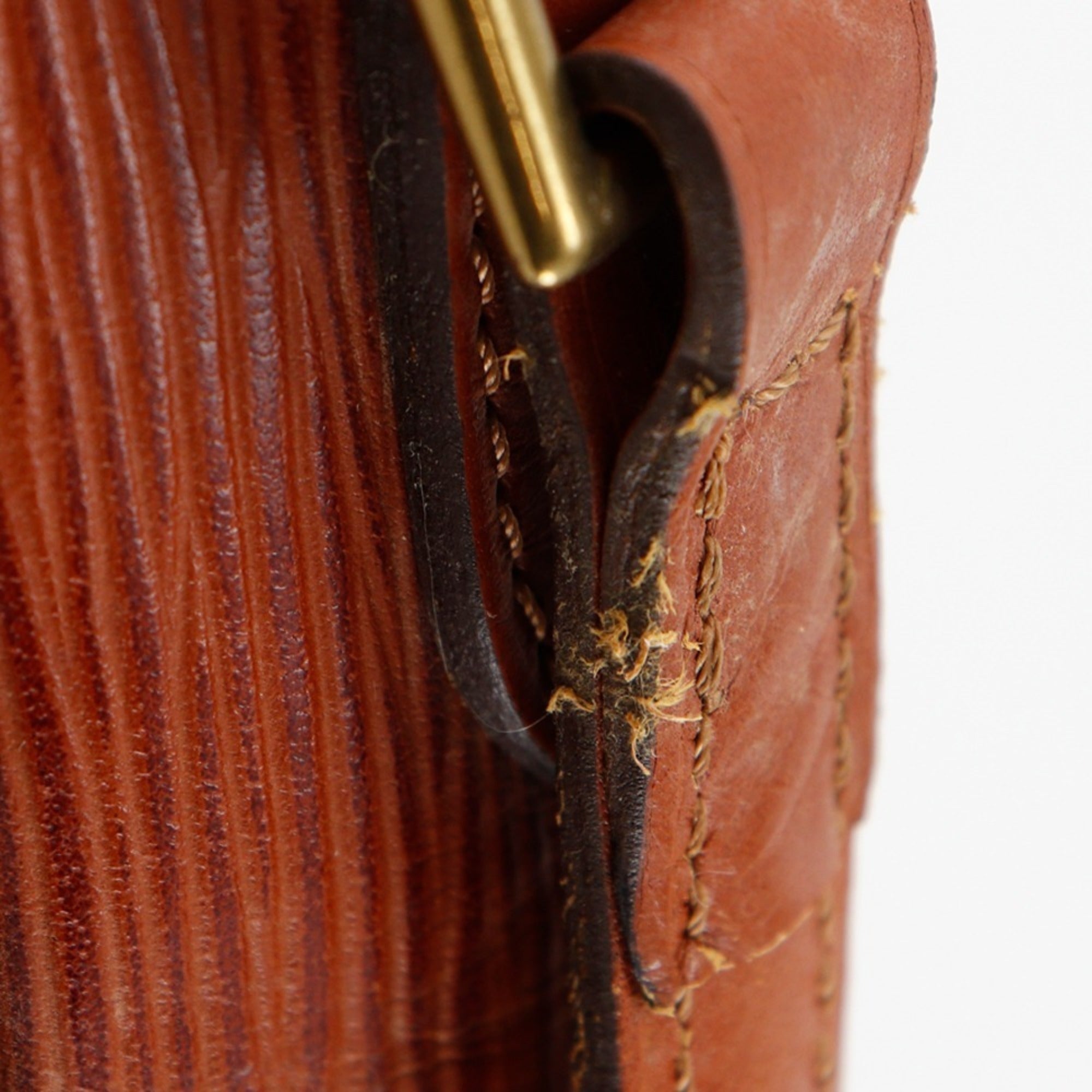 Louis Vuitton Brown Epi Leather Shoulder Bag (Pre-Owned)