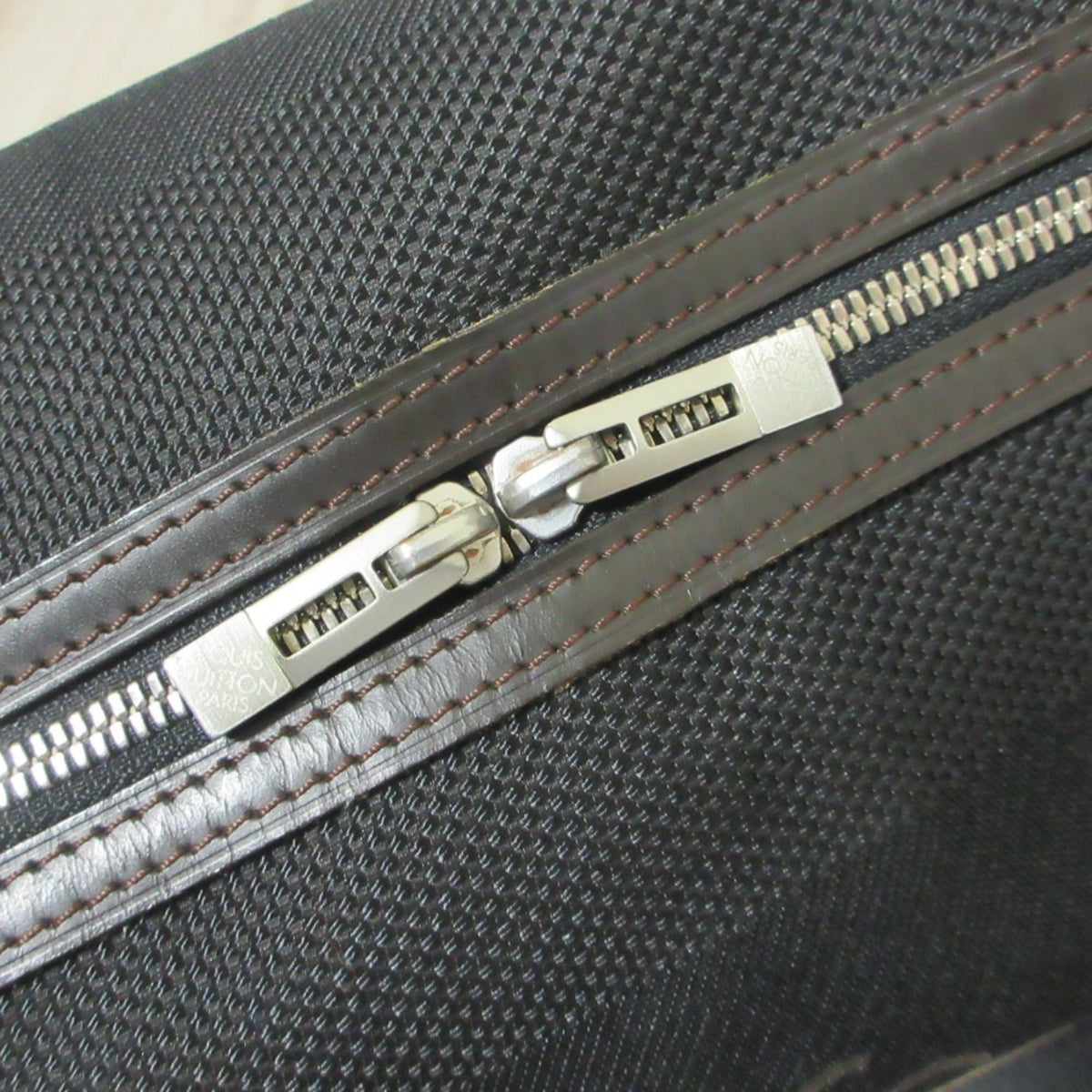 Louis Vuitton Damier Geant Black Damier Geant Messenger Bag (Pre-Owned)