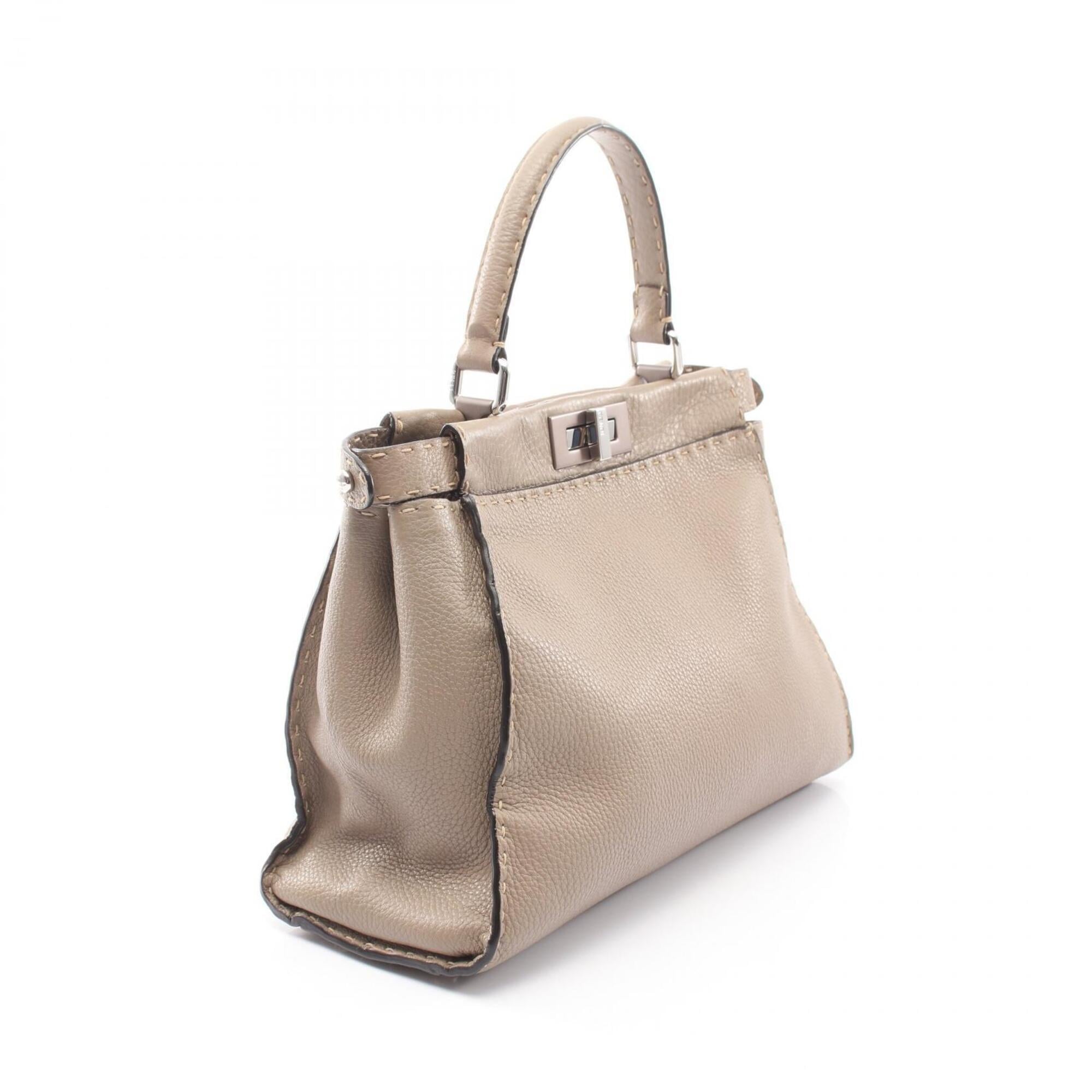 Fendi Beige Leather Handbag (Pre-Owned)
