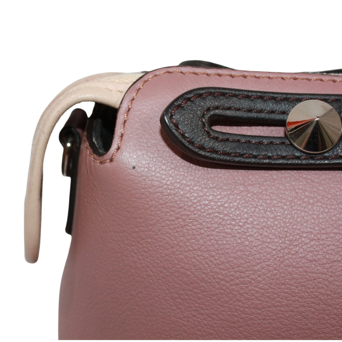 Fendi Black Ivory Pink Leather Handbag Shoulder Bag (Pre-Owned)