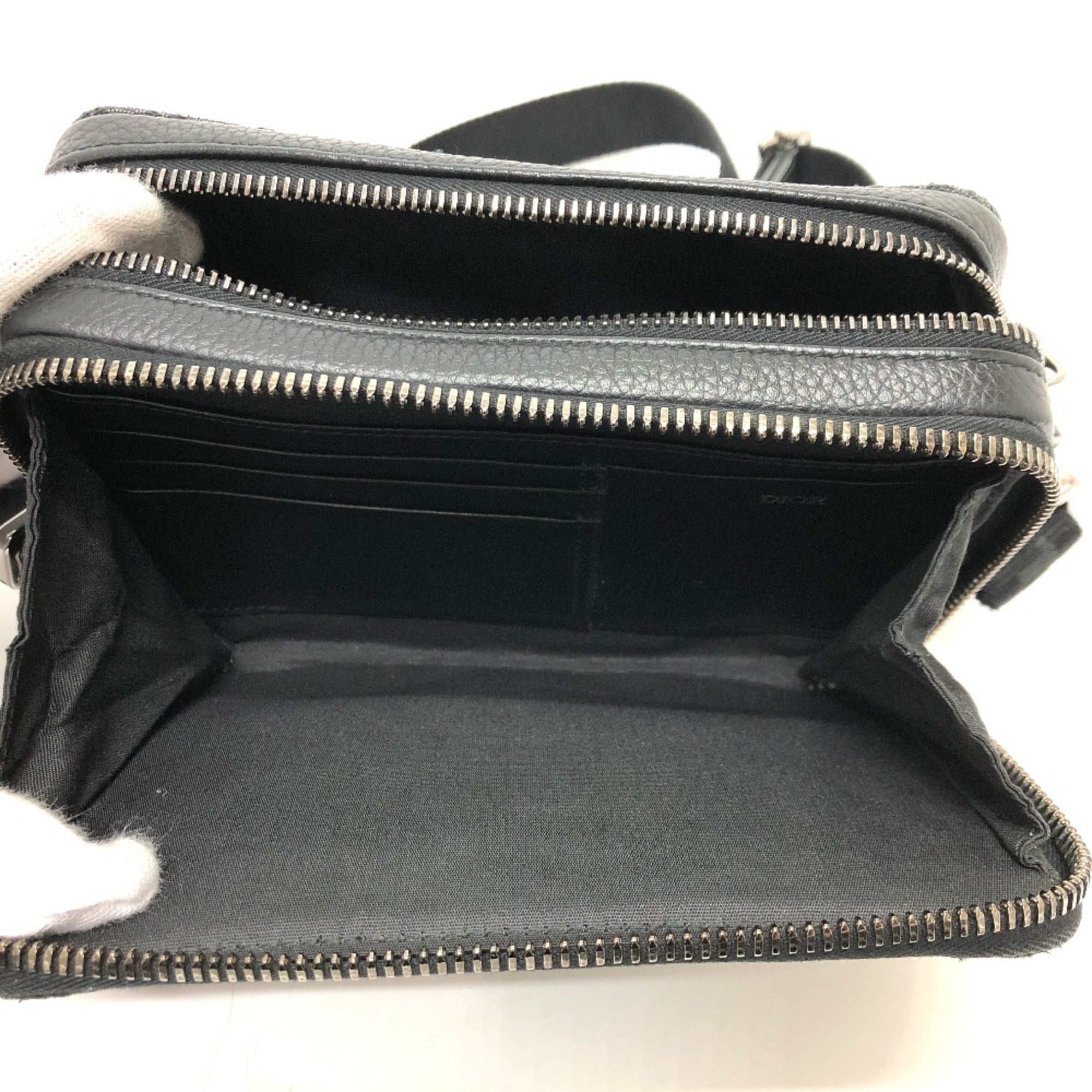 Christian Dior Navy Cloth Shoulder Bag (Pre-Owned)