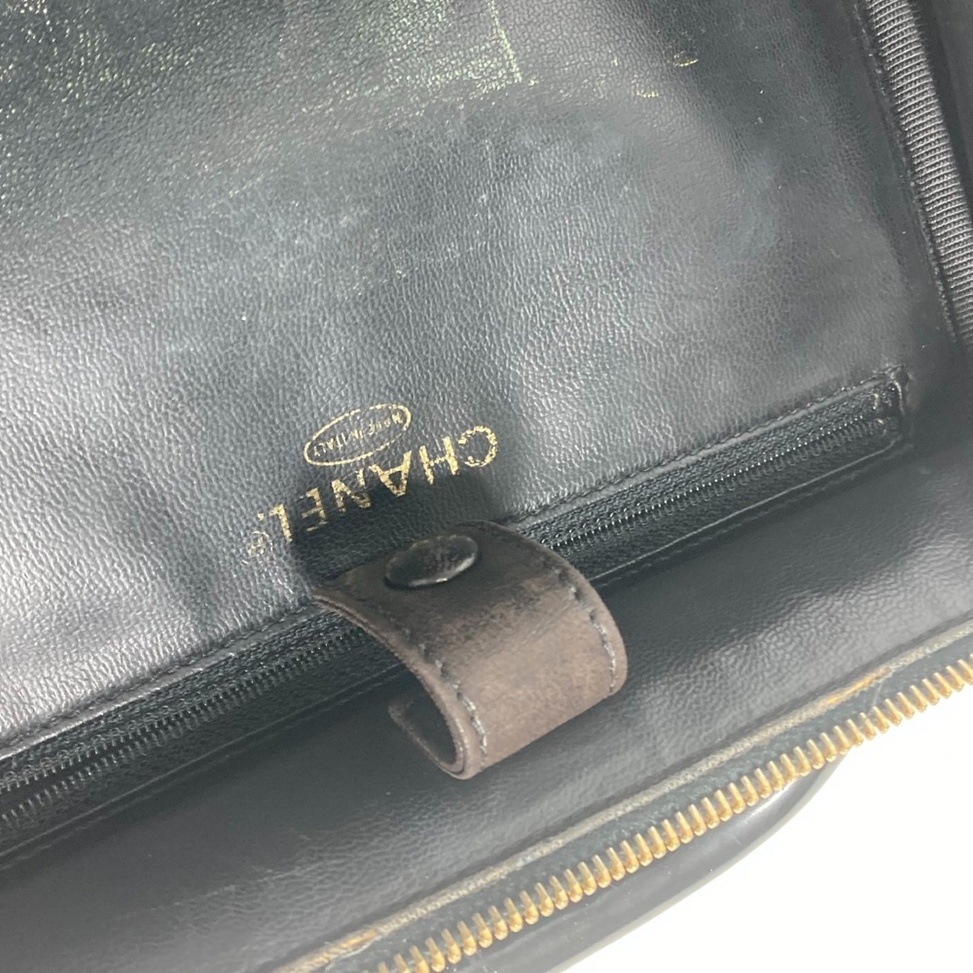 Chanel Black Leather Handbag Vanity Bag (Pre-Owned)
