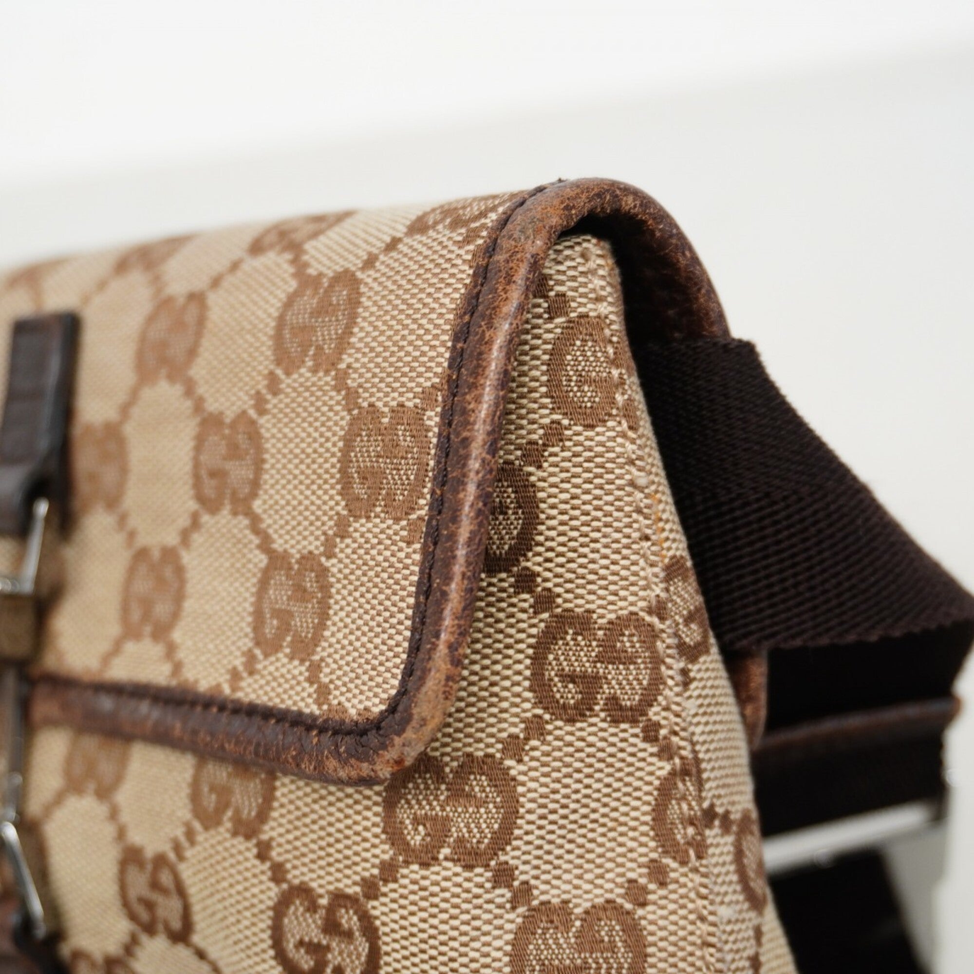Gucci Brown Canvas Fanny Pack (Pre-Owned)