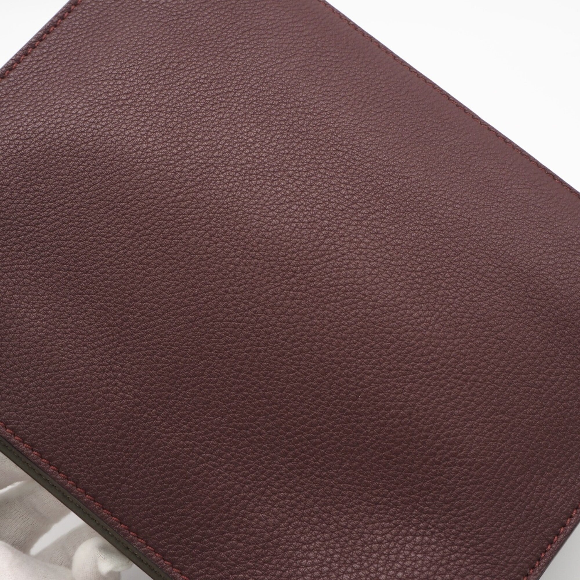 Fendi Peekaboo Bordeaux Leather Handbag (Pre-Owned)