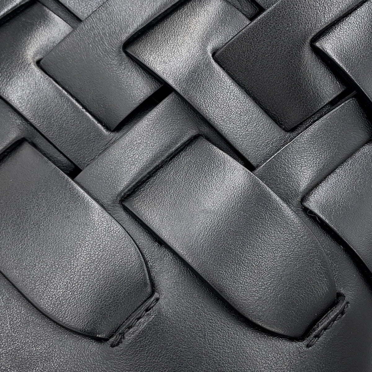 Prada Black Leather Handbag Pouch (Pre-Owned)