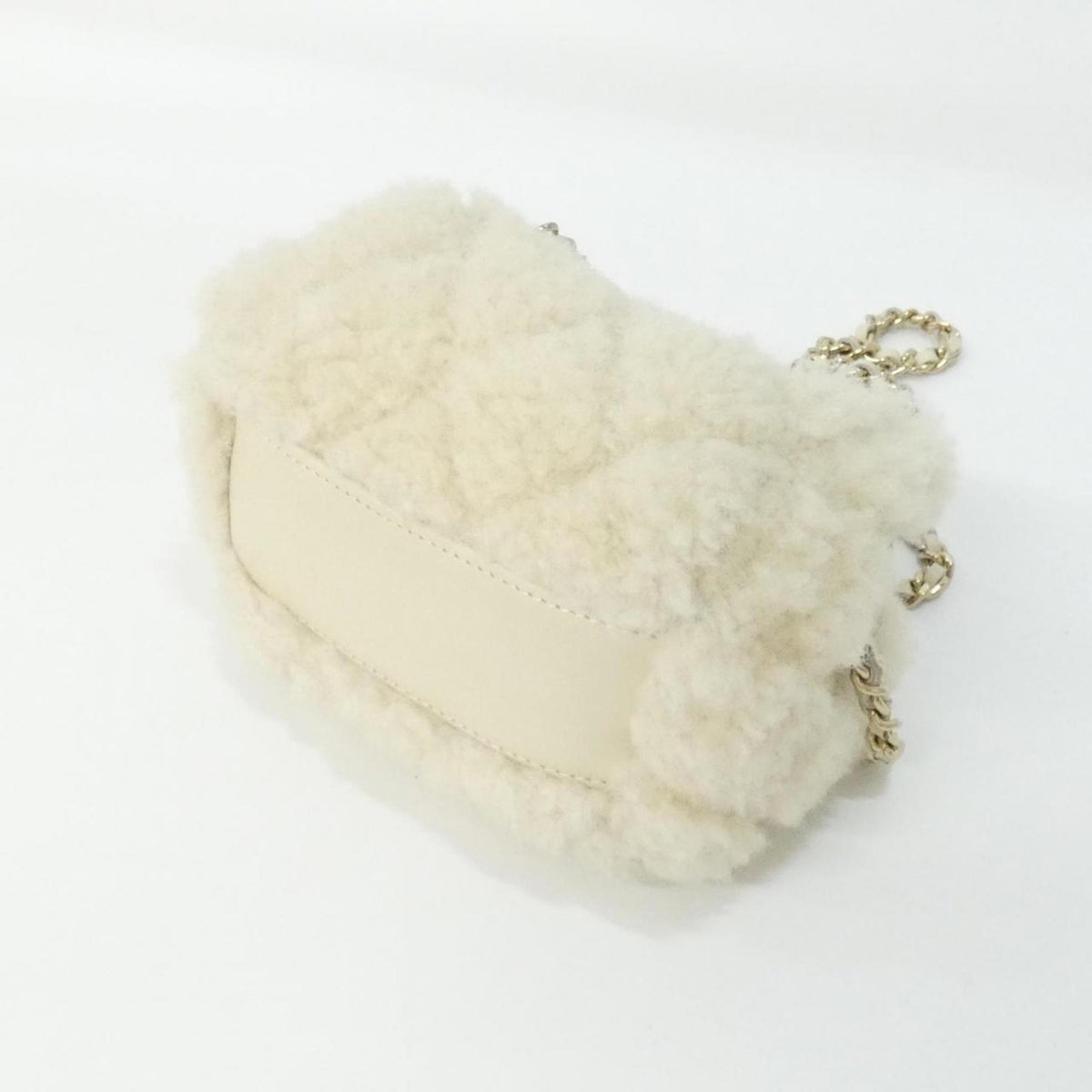 Chanel Ivory Handbag Shoulder Bag (Pre-Owned)