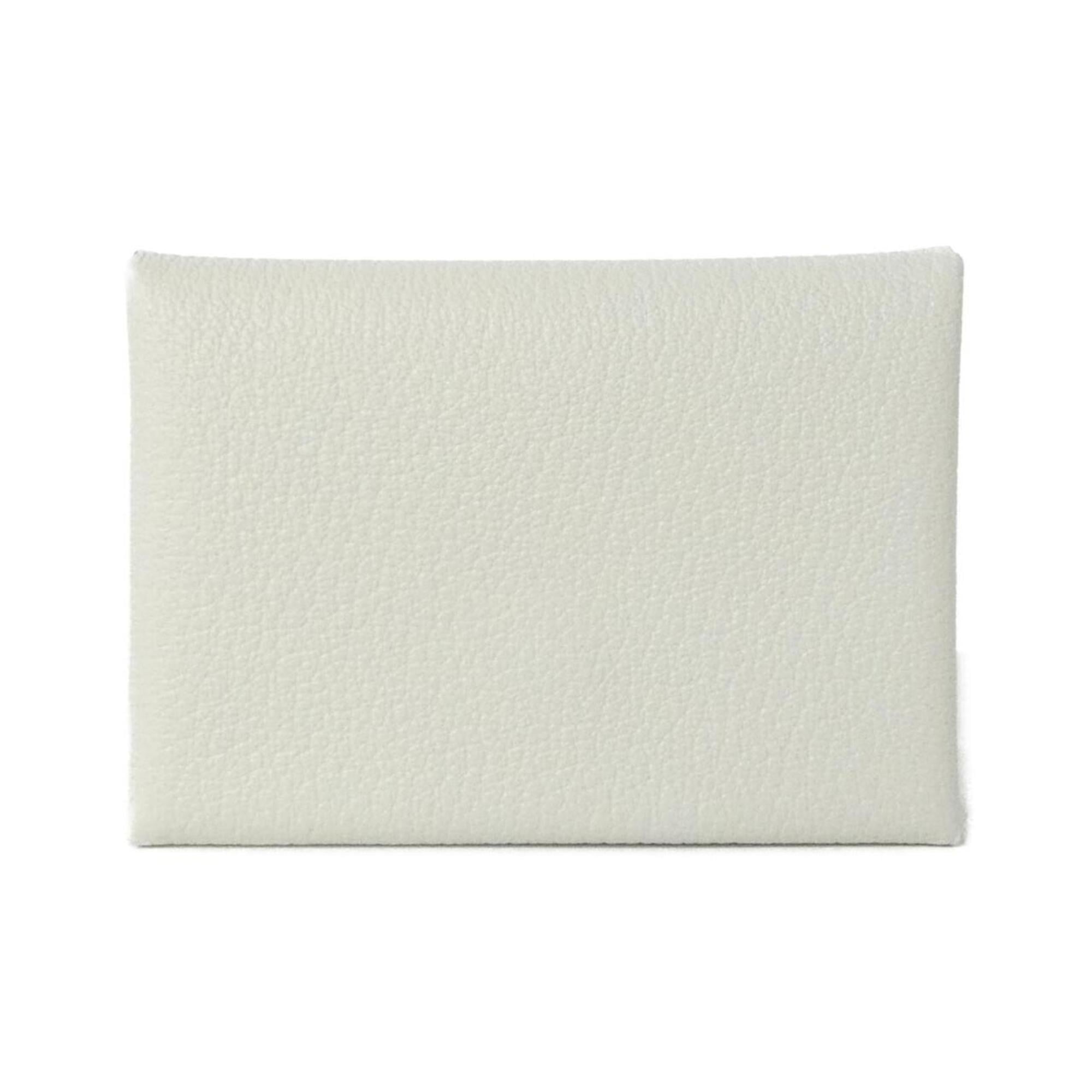 Hermes White Chevre Leather Coin Purse/Coin Case (Pre-Owned)
