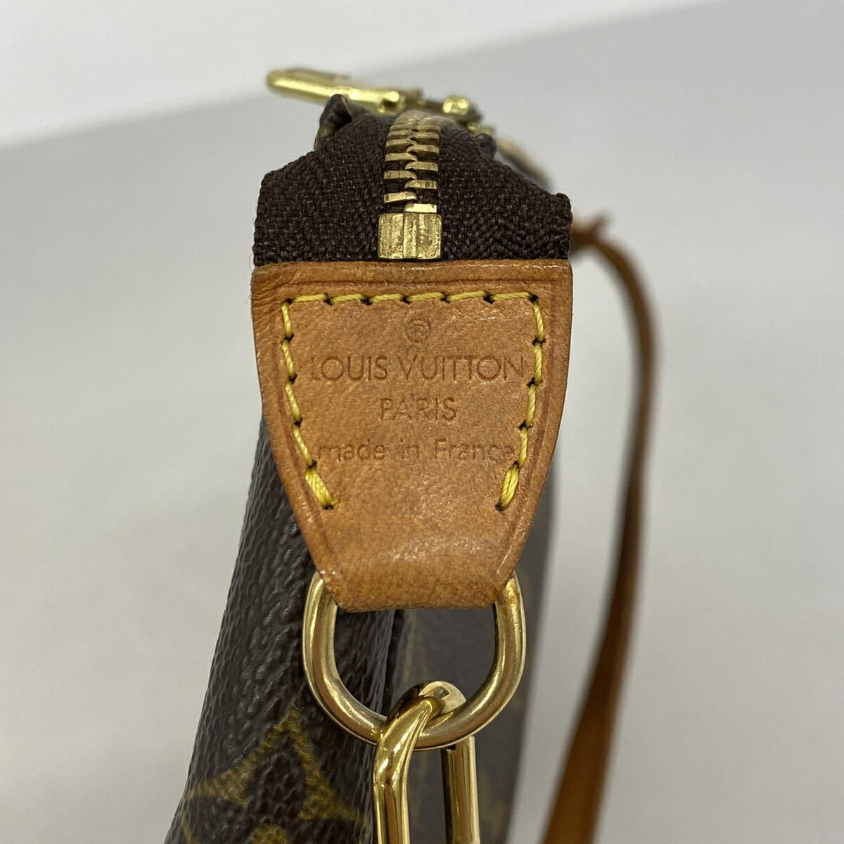 Louis Vuitton Brown Pouch (Pre-Owned)