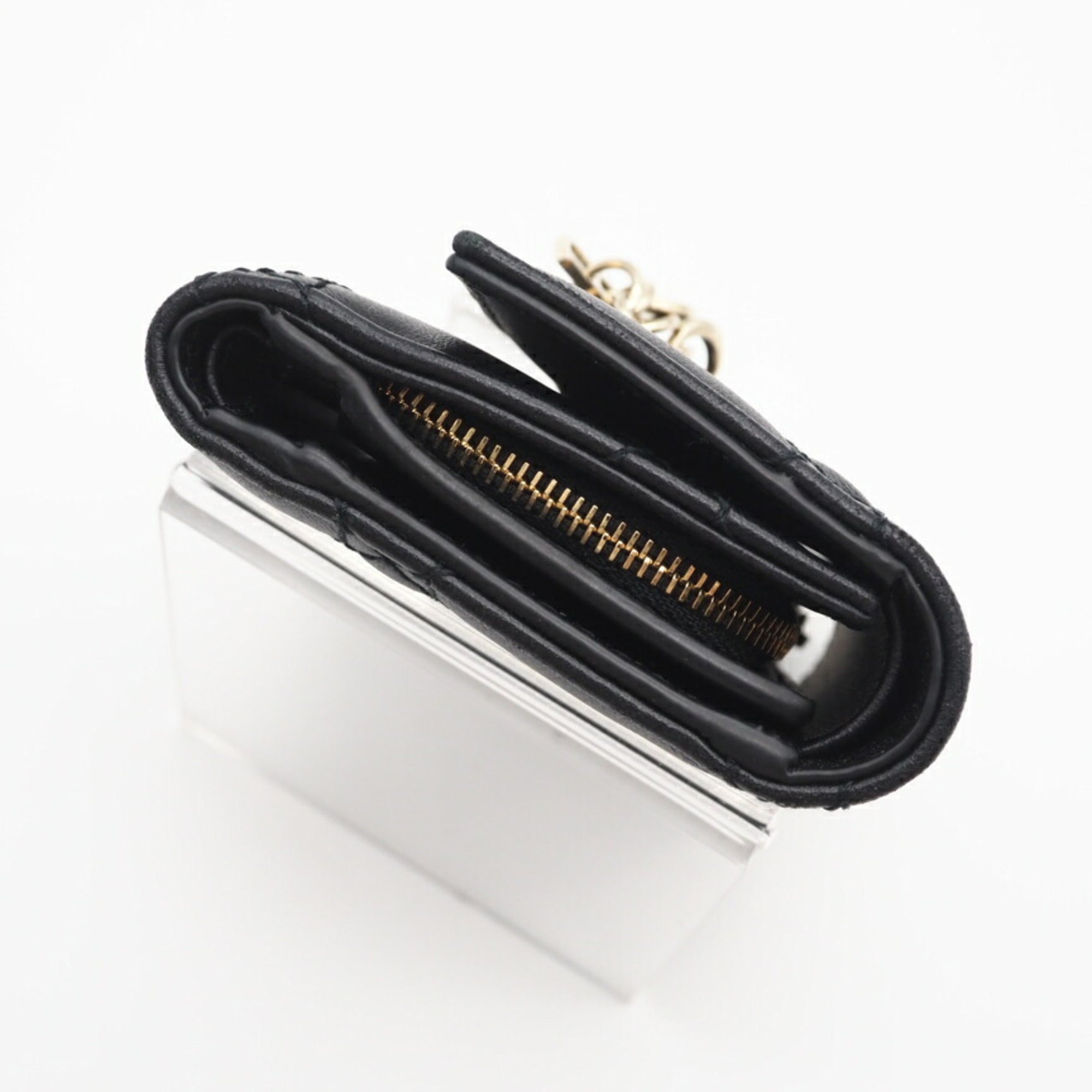 Christian Dior Black Leather Wallet (Tri-Fold) (Pre-Owned)