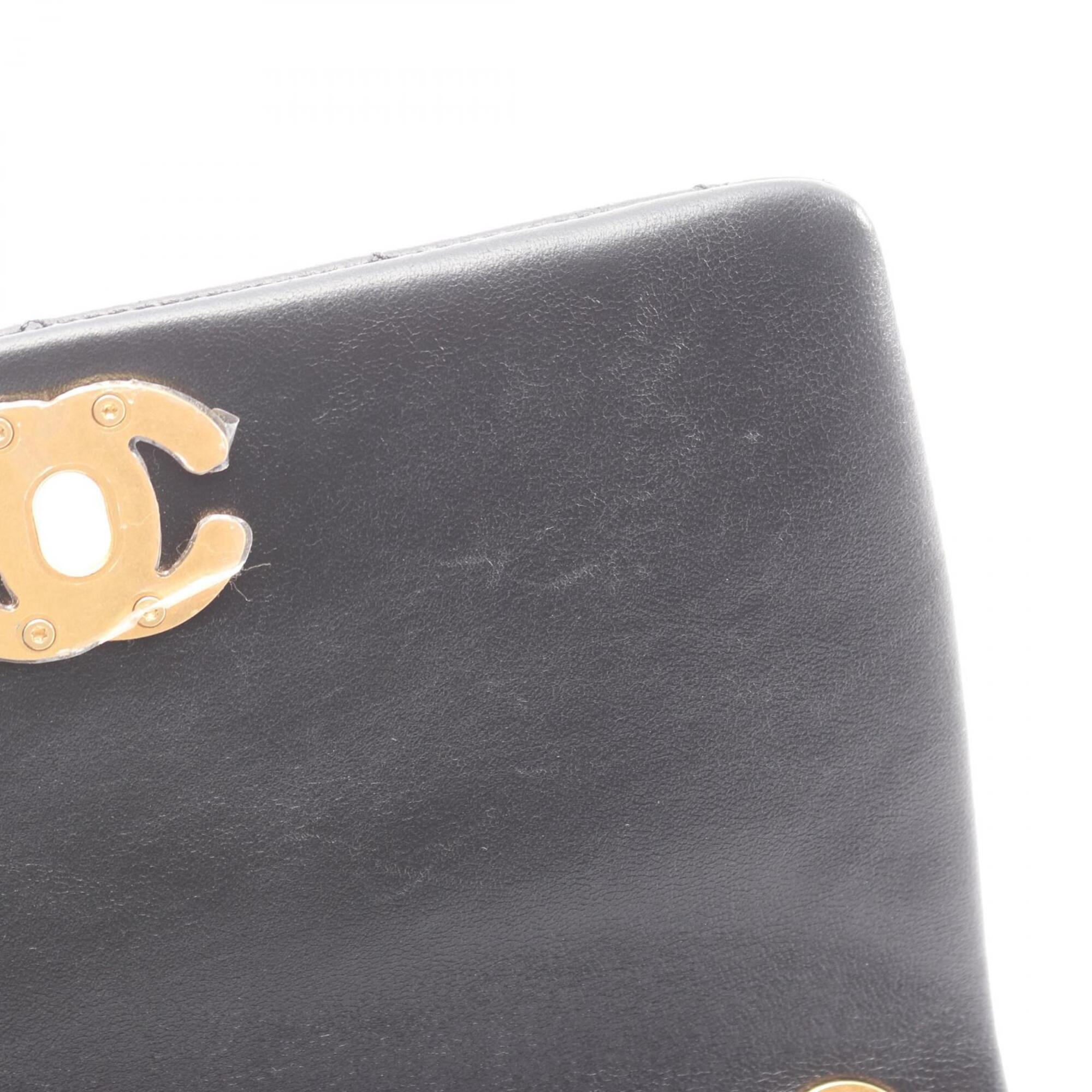 Chanel Black Leather Handbag Shoulder Bag (Pre-Owned)
