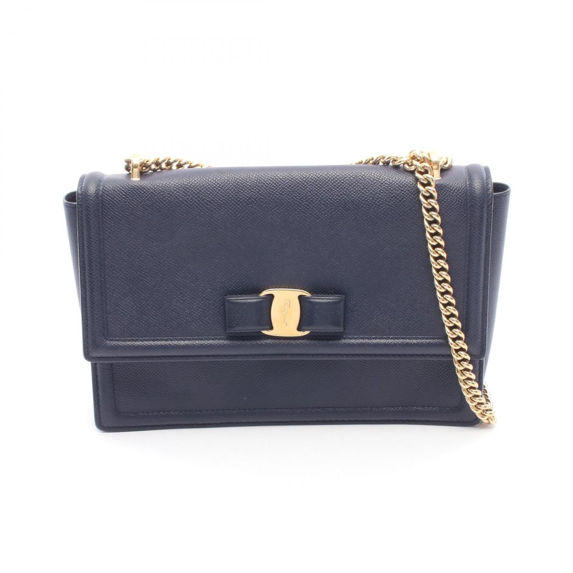 Salvatore Ferragamo Navy Leather Handbag Shoulder Bag (Pre-Owned)