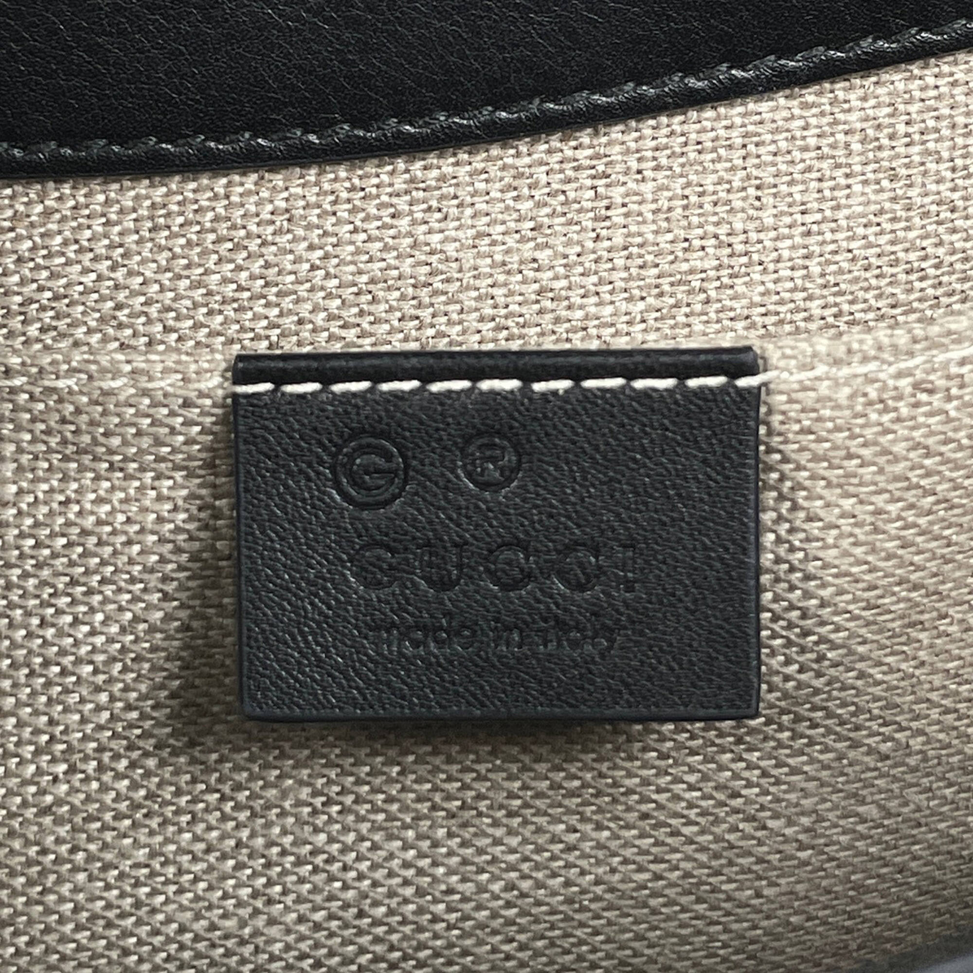 Gucci Black Shoulder Bag (Pre-Owned)